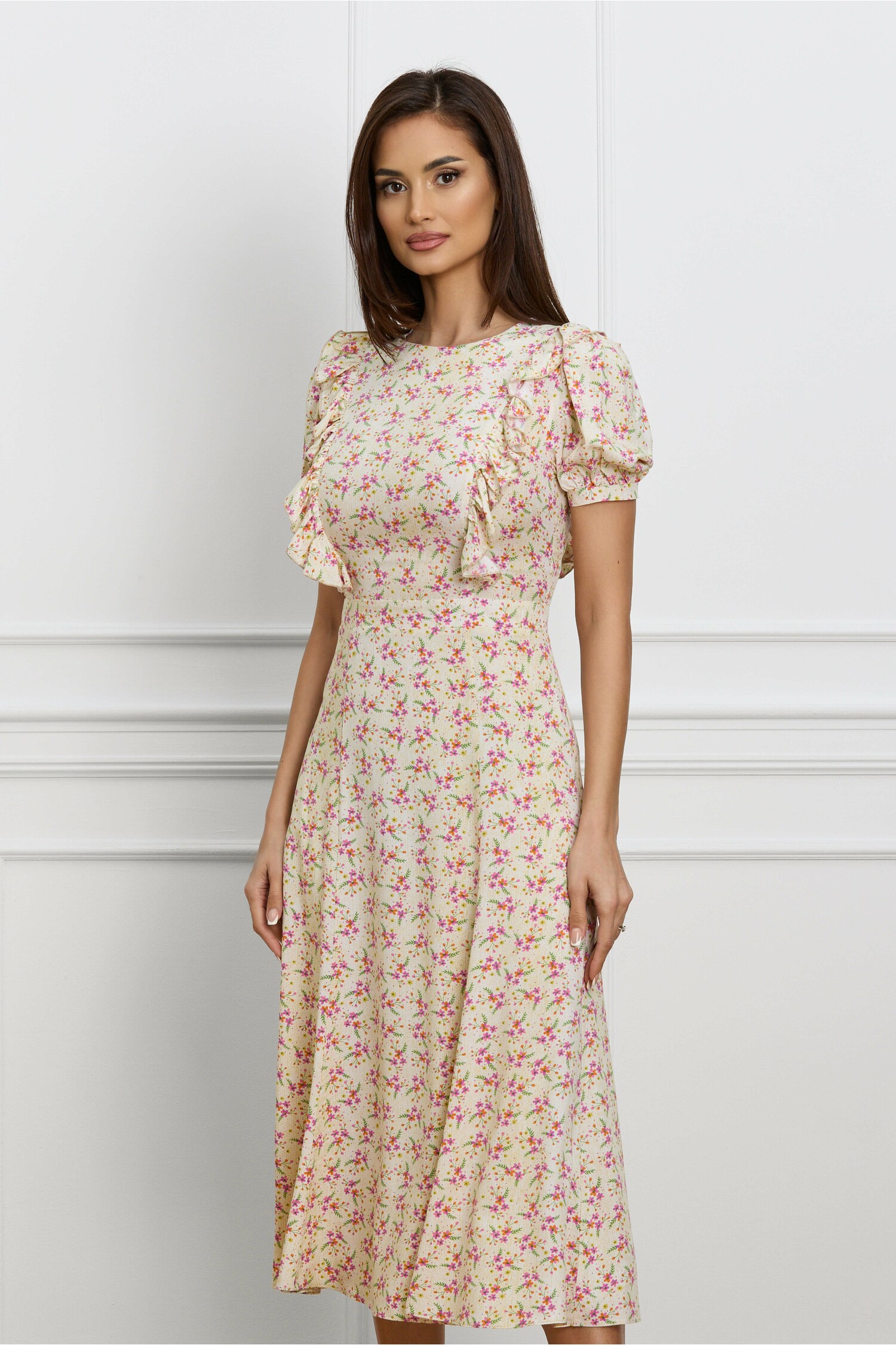 rochie-dy-fashion-ivory-cu-floricele-lila-si-volane-pe-umeri-1273975-1045181-4