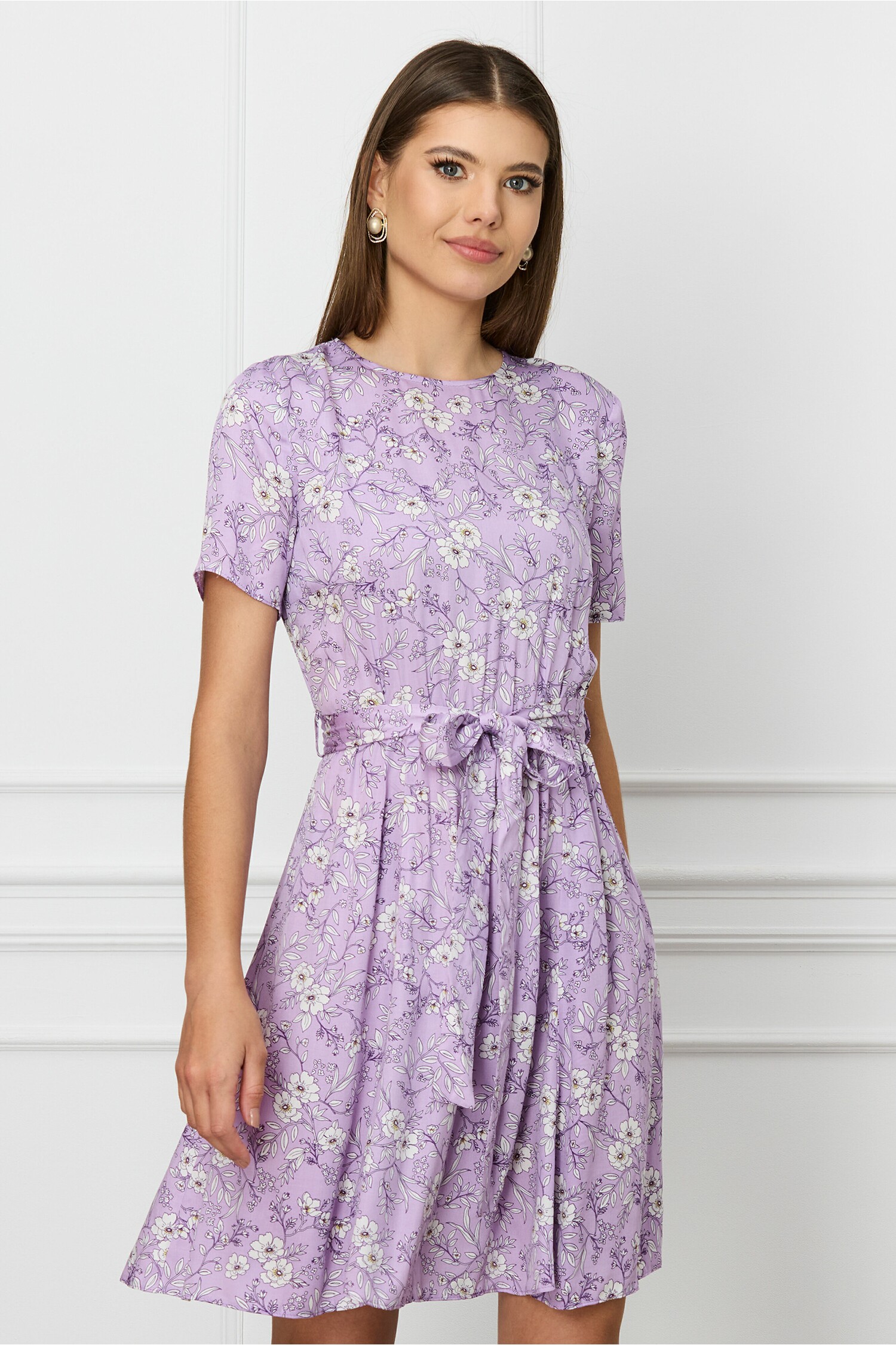 rochie-dy-fashion-lila-cu-imprimeu-floral-alb-si-cordon-in-talie-1301762-1053950-4