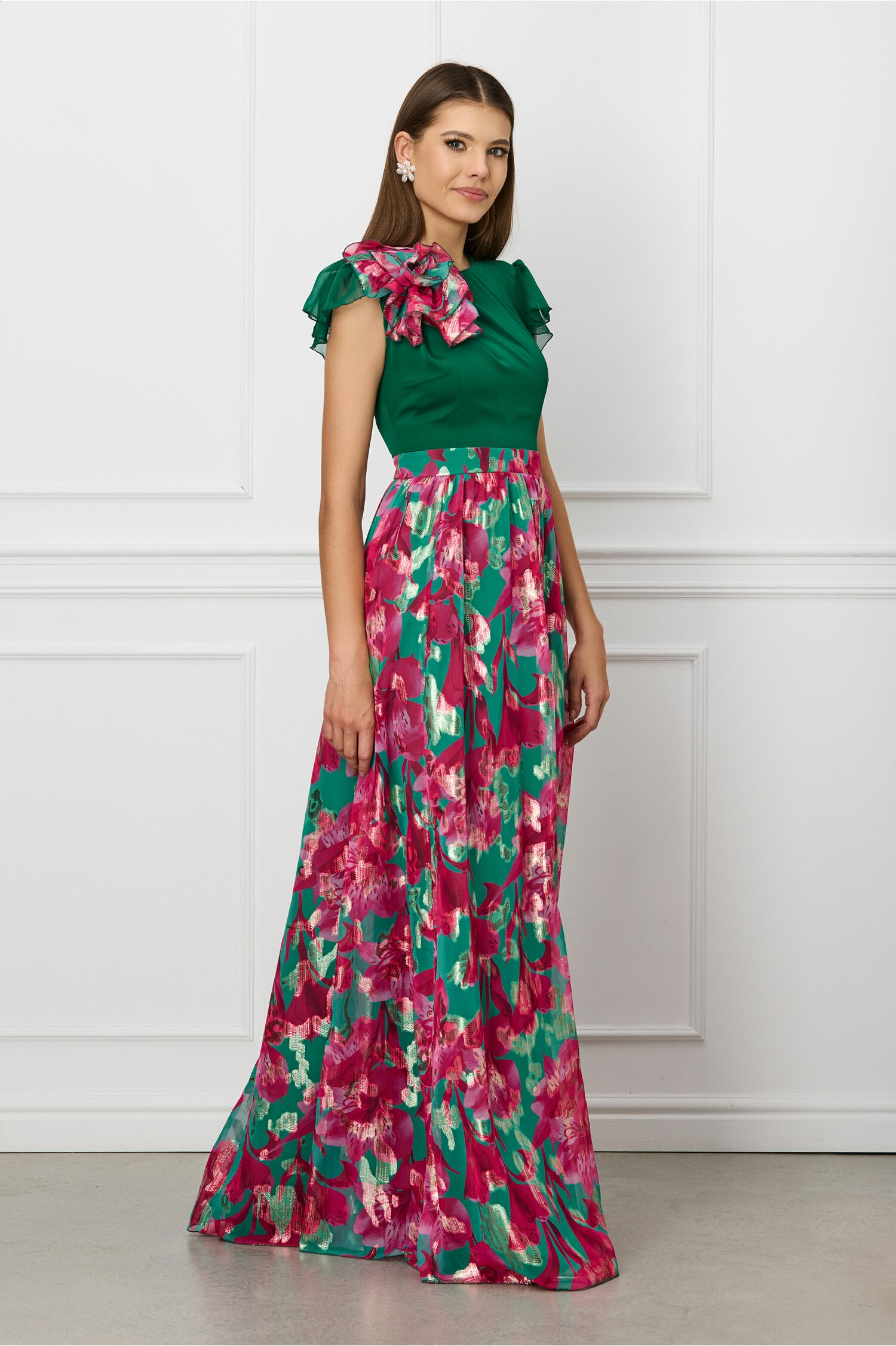rochie-dy-fashion-lunga-verde-cu-imprimeu-floral-roz-pe-fusta-si-floare-maxi-la-umar-1302605-1054163-4