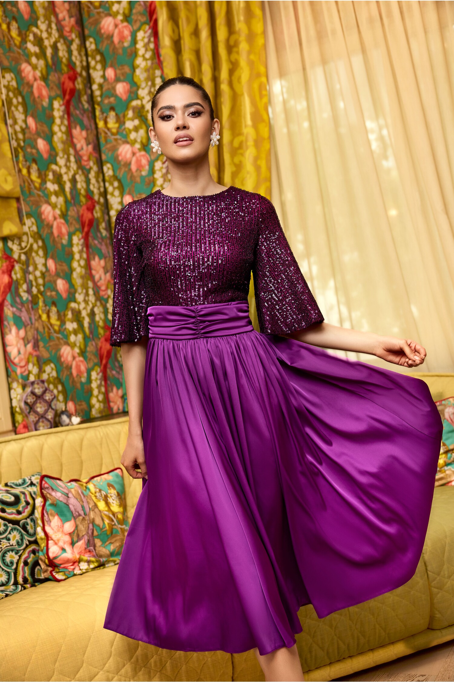 rochie-dy-fashion-mov-cu-paiete-la-bust-si-fusta-din-satin-1294679-1055372-4