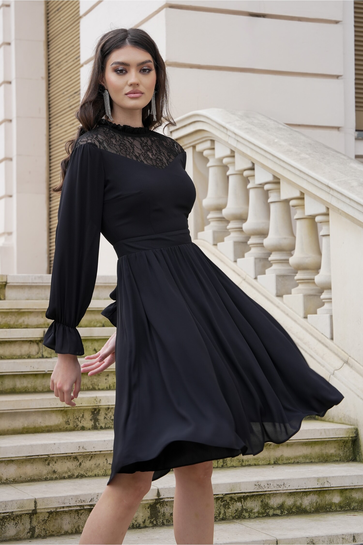 rochie-dy-fashion-neagra-cu-dantela-la-bust-1269778-1027015-4