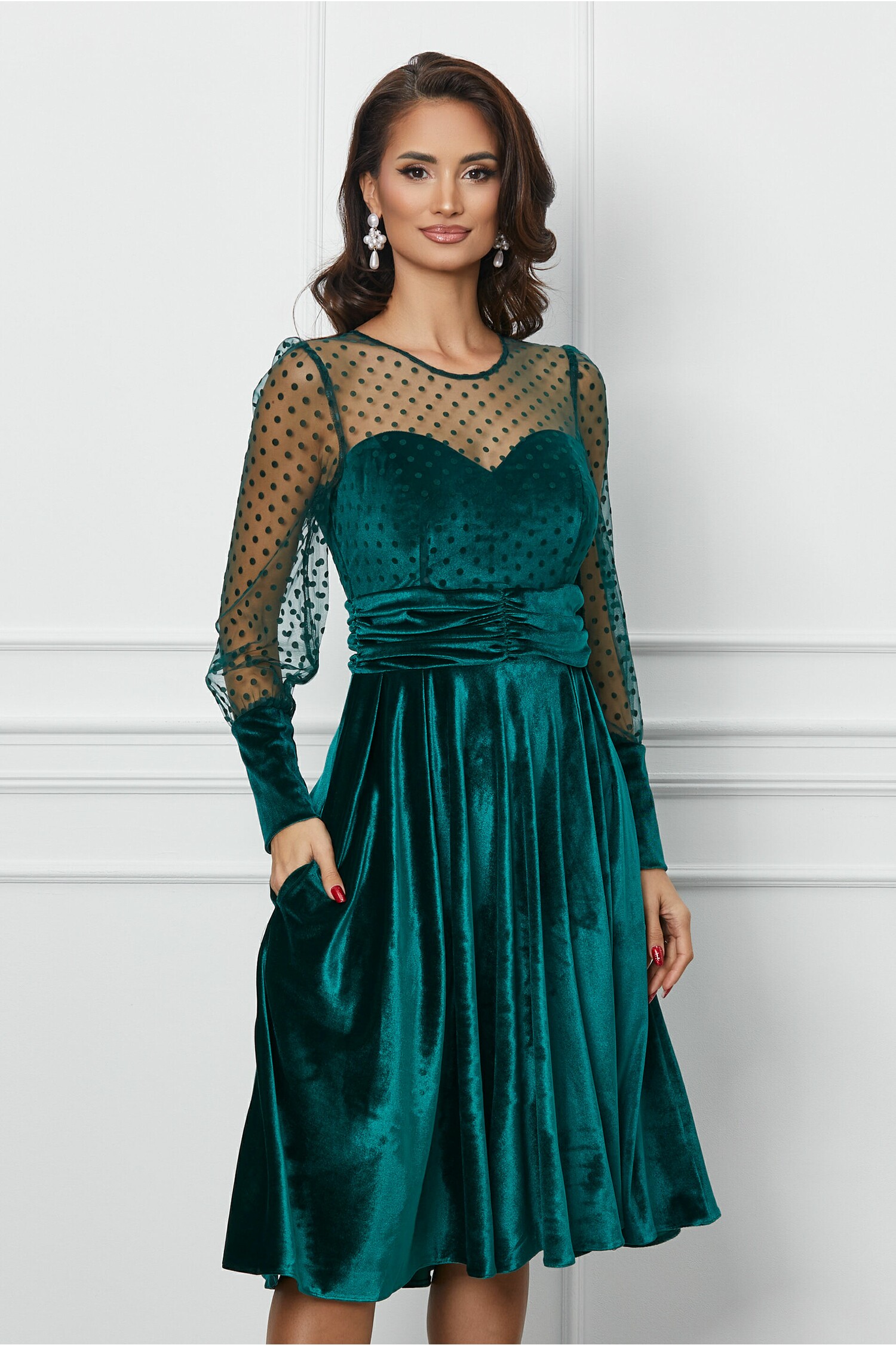 rochie-dy-fashion-verde-din-catifea-si-tull-cu-buline-la-bust-1251688-1014903-4