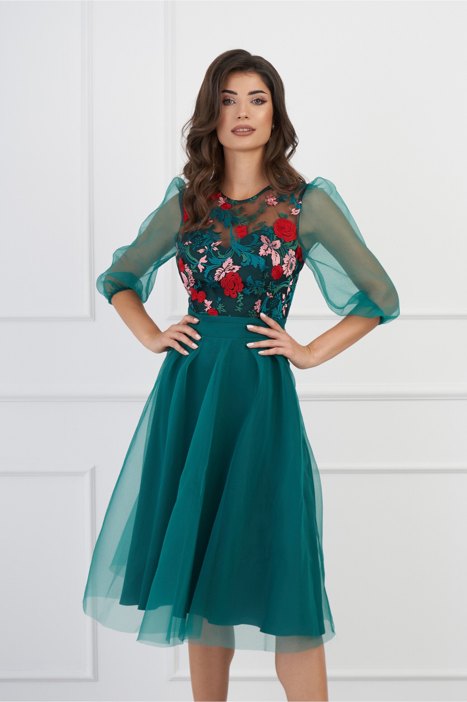 rochie-dy-fashion-verde-din-organza-cu-broderie-florala-la-bust-1313741-1064327-4