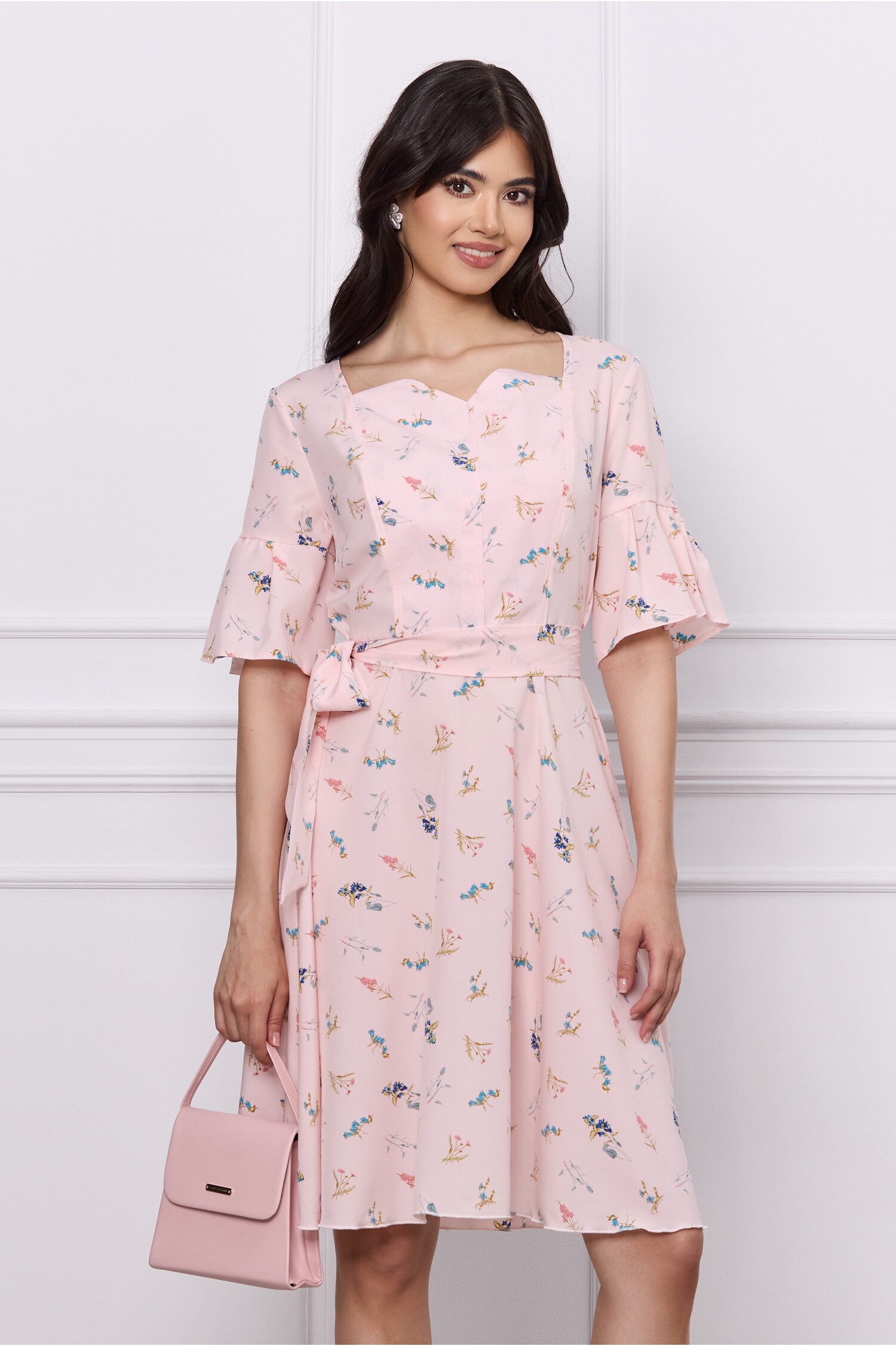 rochie-elisa-roz-cu-imprimeu-floral-albastru-si-cordon-in-talie-1296140-1050689-4