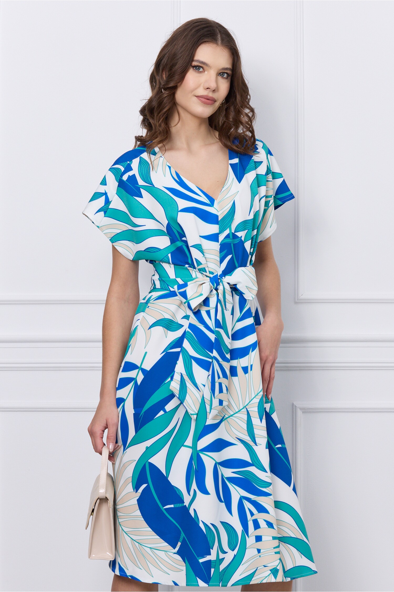 rochie-gianina-alba-cu-frunze-turcoaz-si-cordon-in-talie-1288832-1042286-4