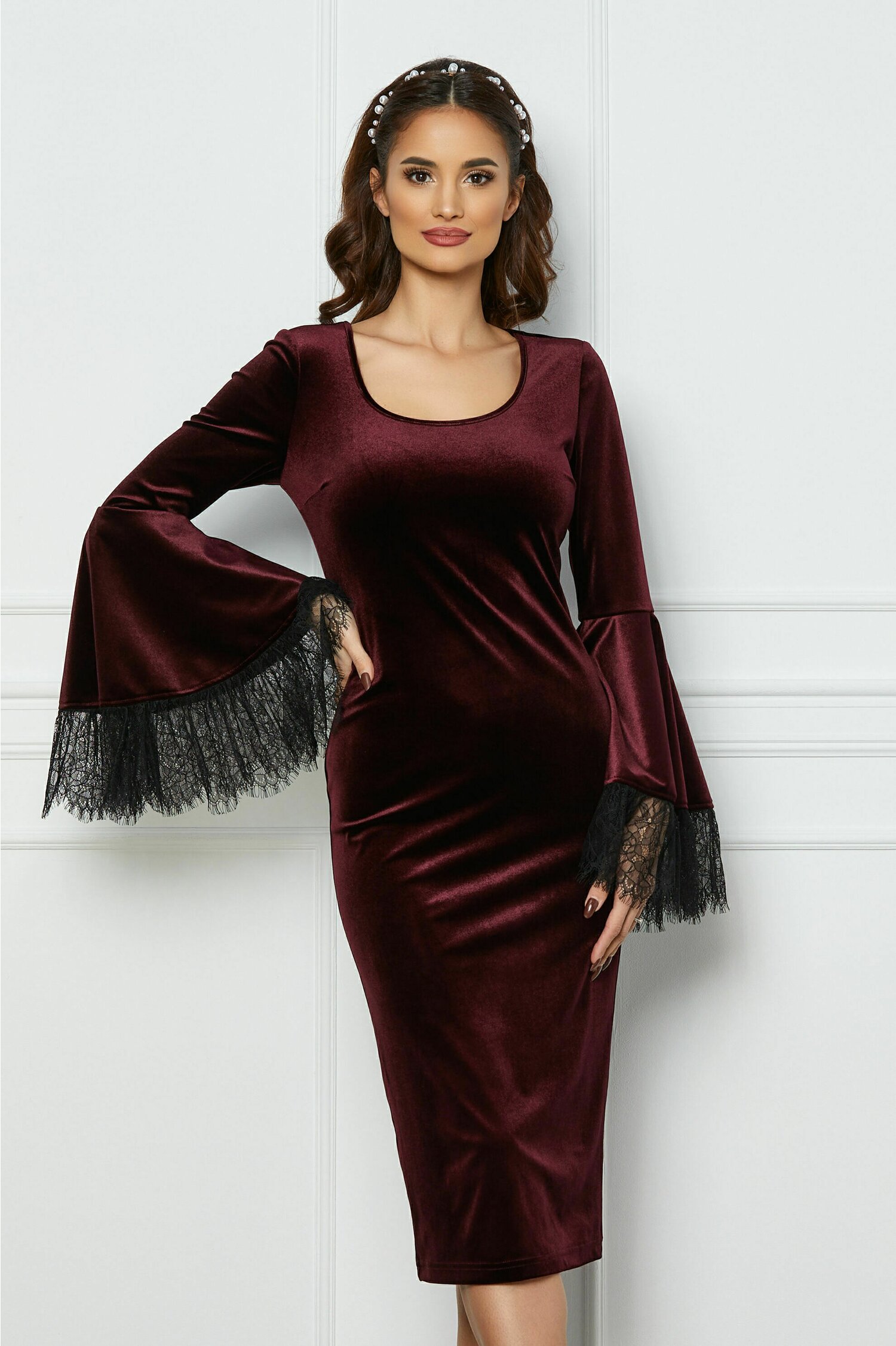 rochie-ladonna-bordo-din-catifea-cu-maneci-clopot-1119519-905841-4