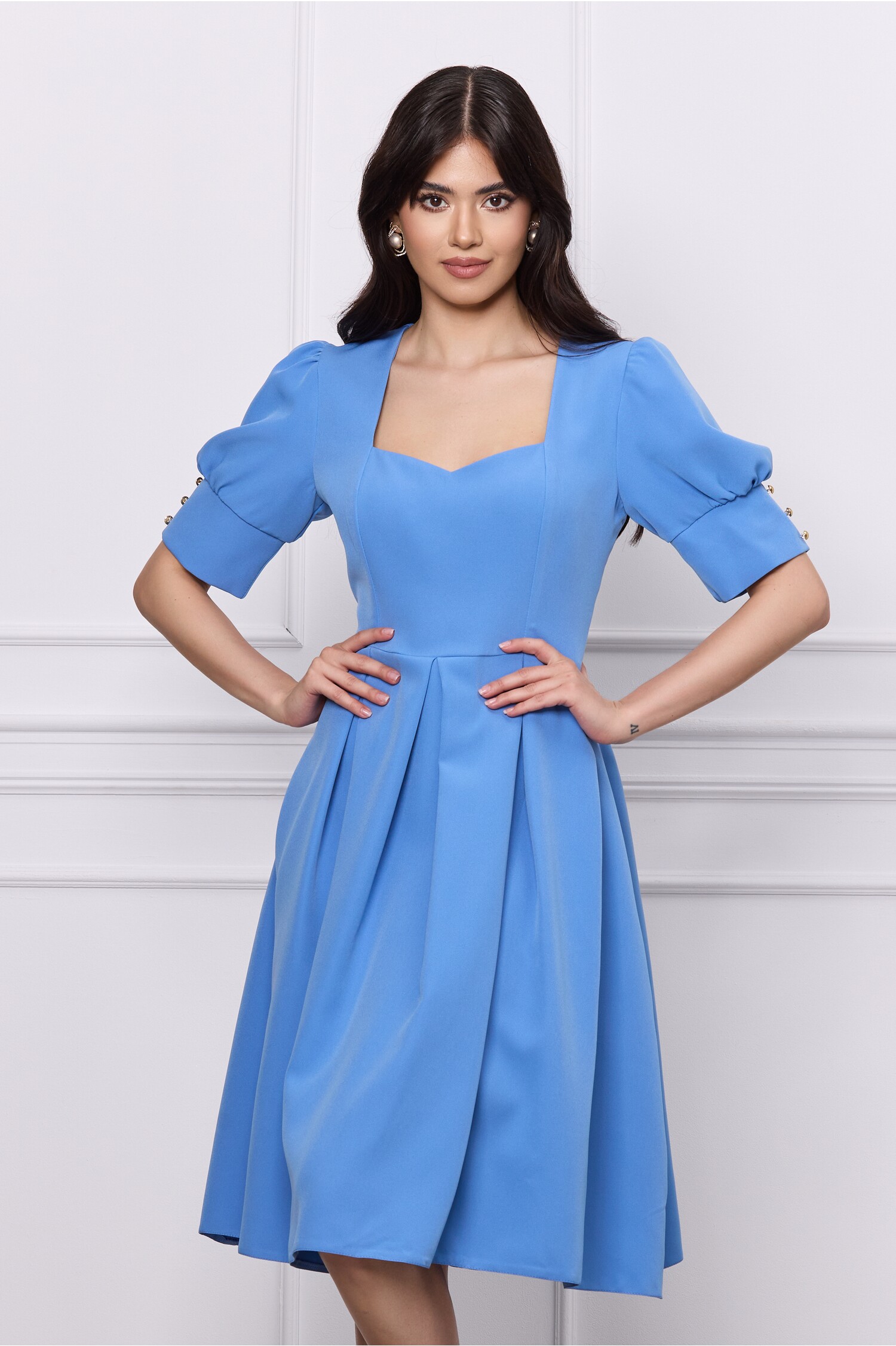 rochie-mbg-albastra-clos-cu-pliuri-si-buzunare-1296014-1050332-4