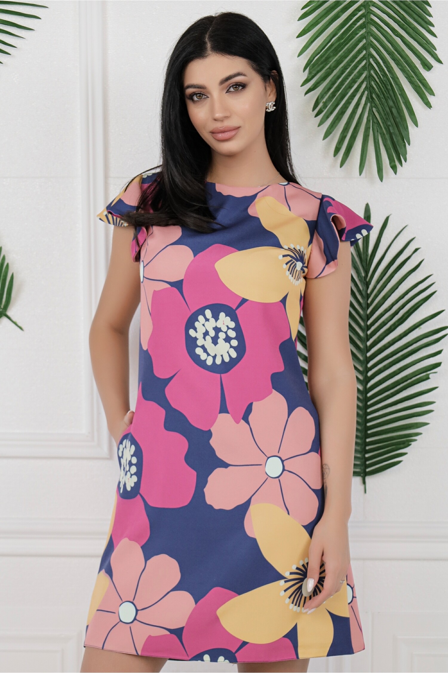 rochie-mbg-bleumarin-cu-flori-fucsia-si-volanase-la-maneci-1314707-1064204-4
