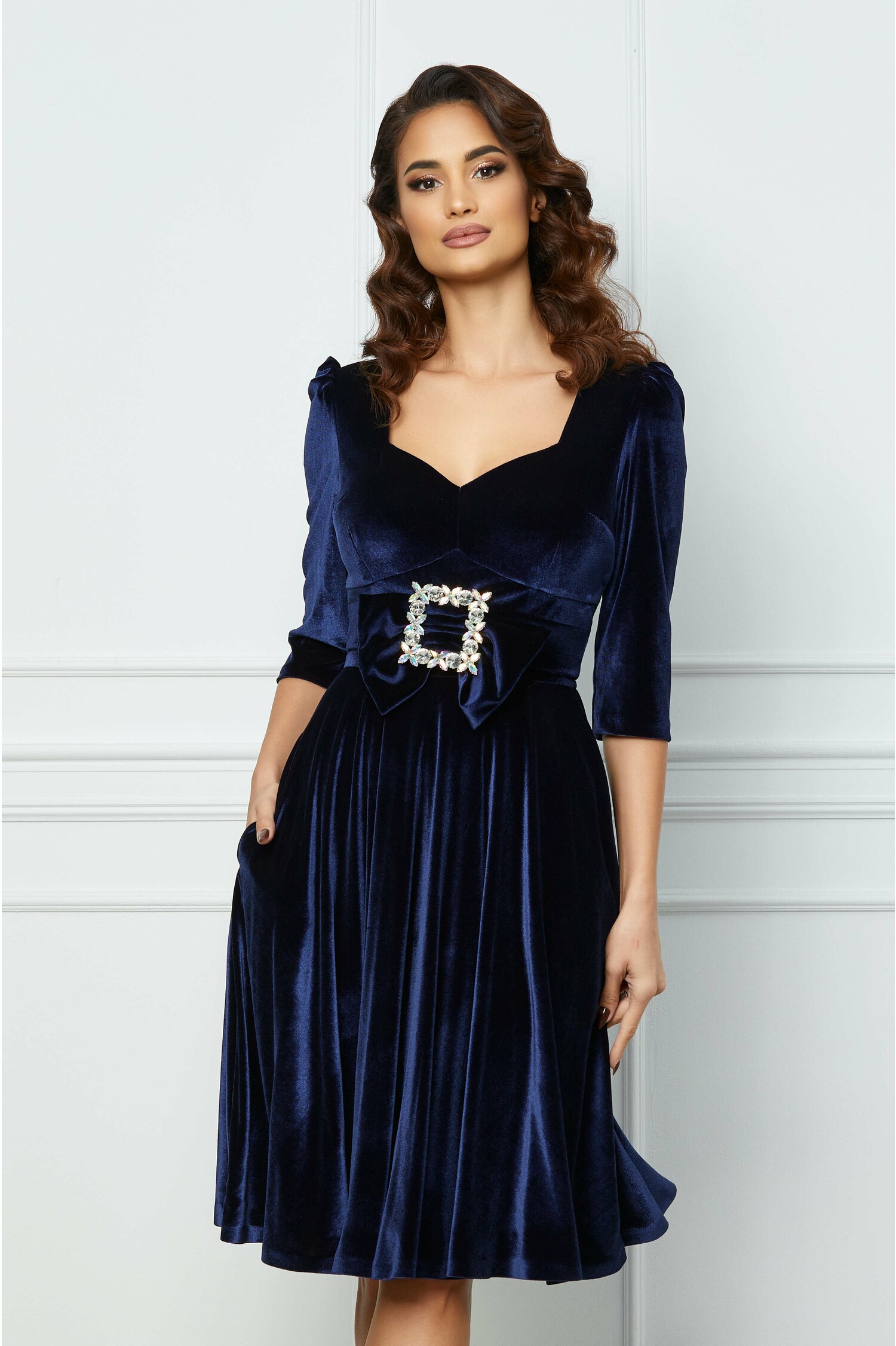 rochie-mbg-bleumarin-cu-funda-si-catarama-maxi-in-talie-1111704-897690-4
