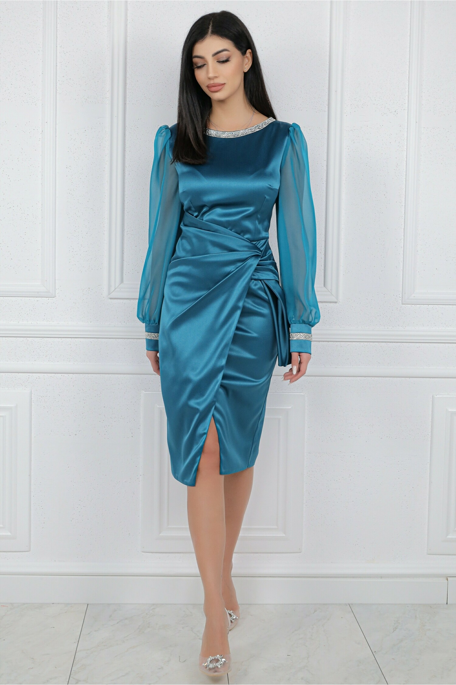 rochie-mbg-eleganta-din-satin-turcoaz-cu-maneci-din-voal-1342811-1086362-4