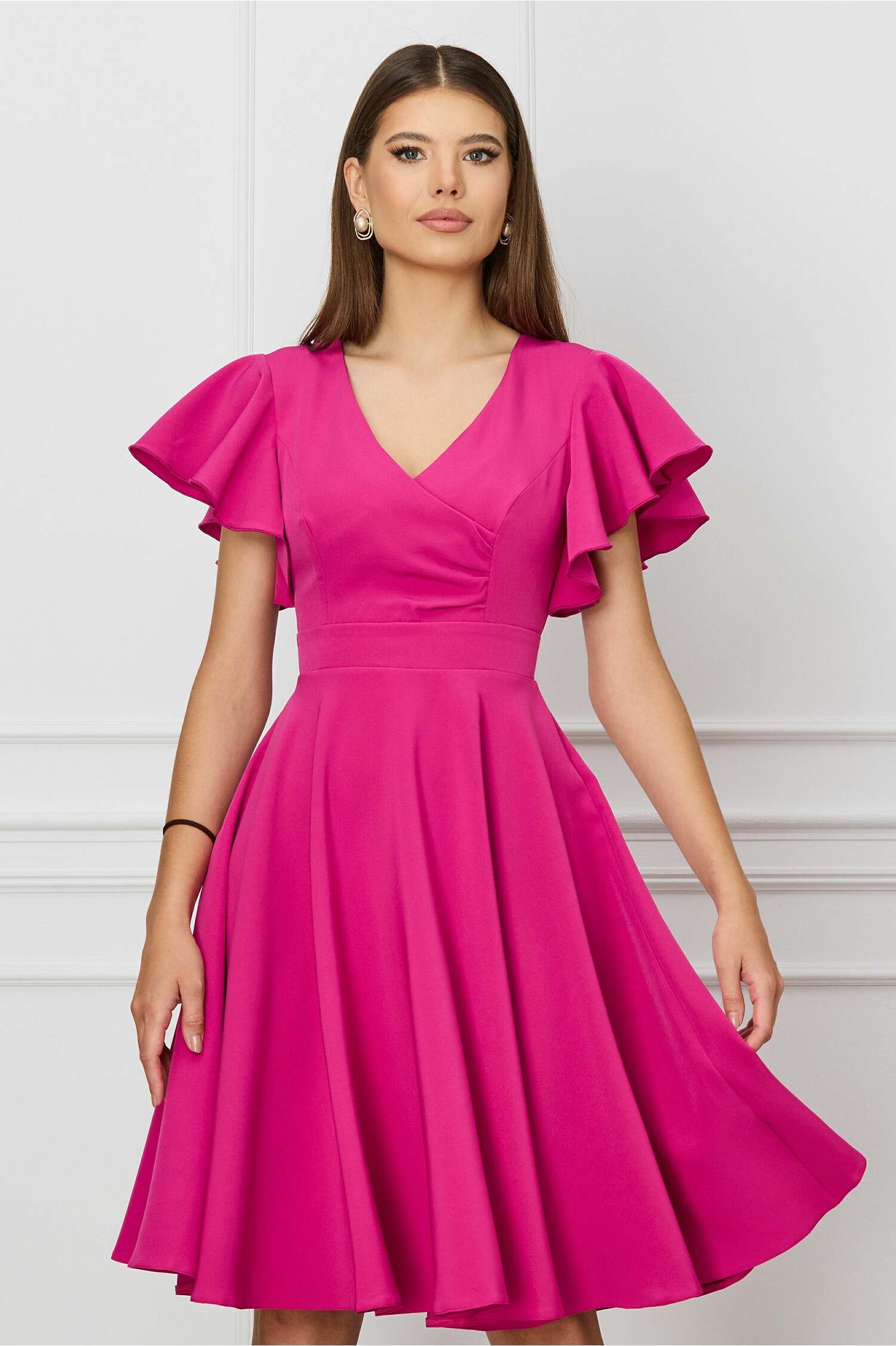 rochie-mbg-fucsia-cu-volane-la-maneci-1302083-1054283-4