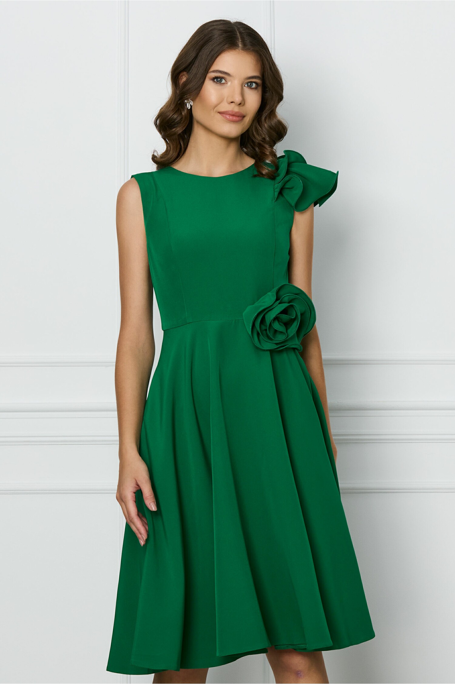 rochie-mbg-verde-cu-floare-in-talie-si-volanas-pe-un-umar-1310477-1060703-4