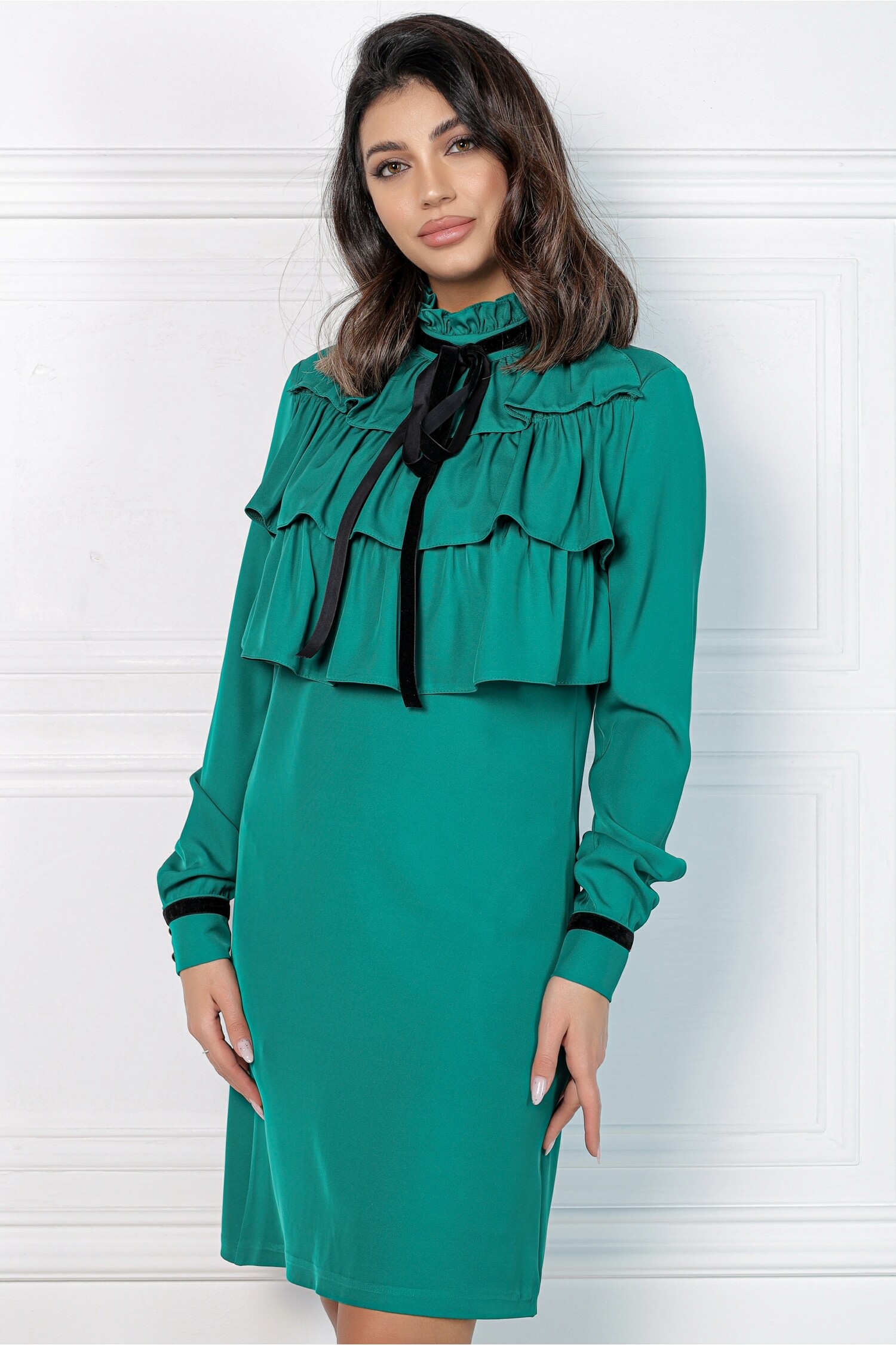 rochie-mbg-verde-cu-volane-pe-bust-1244623-1007803-4
