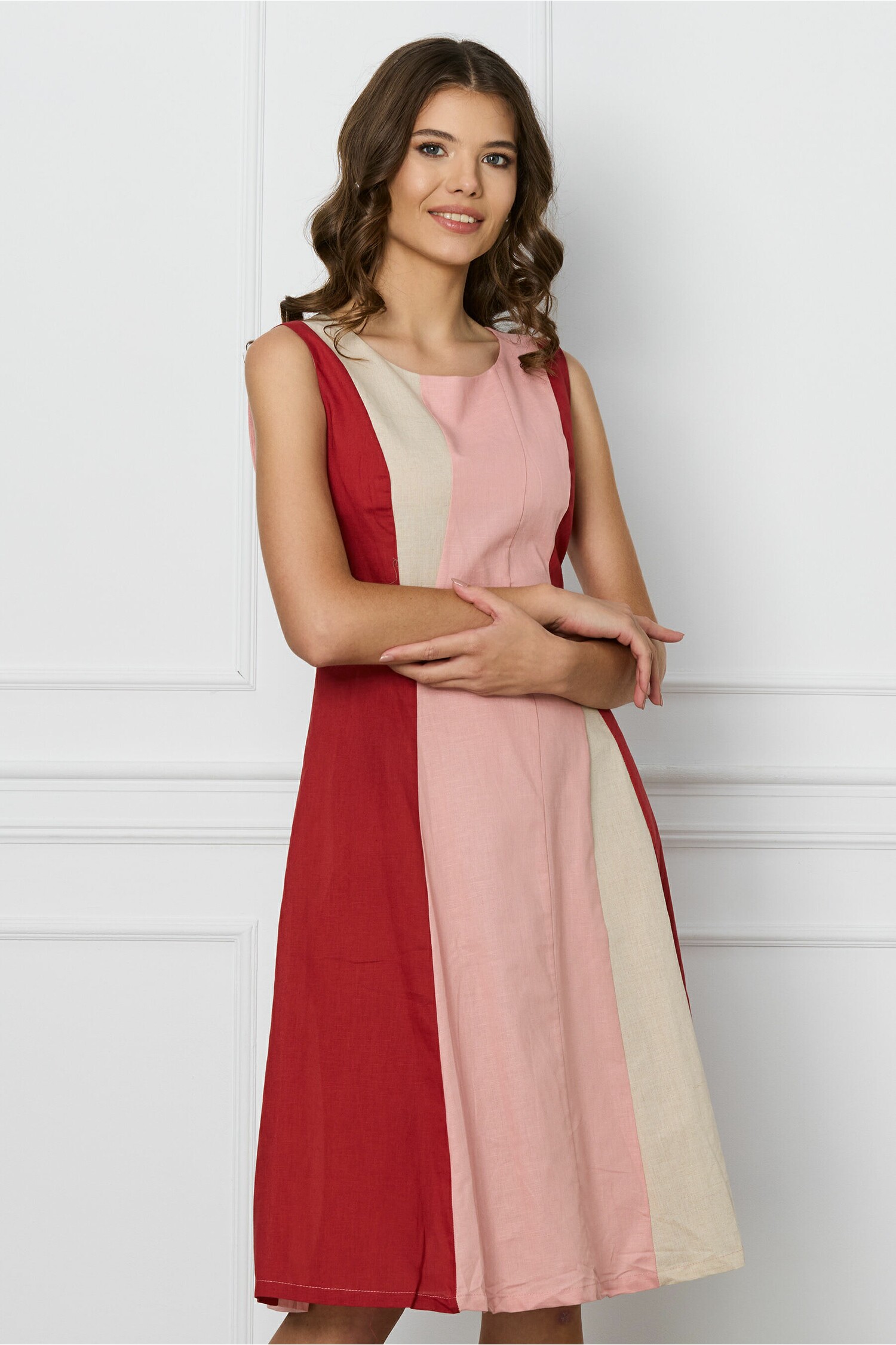 rochie-miruna-roz-cu-imprimeu-rosu-si-bej-1310663-1061810-4