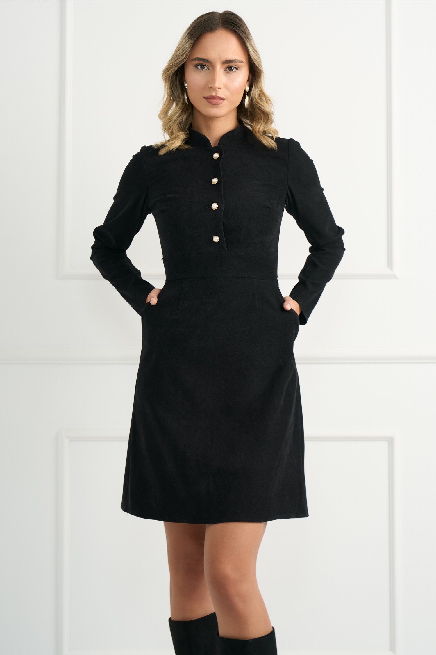 rochie-moze-office-din-velur-neagra-cu-nasturi-la-bust-1343432-1088396-4