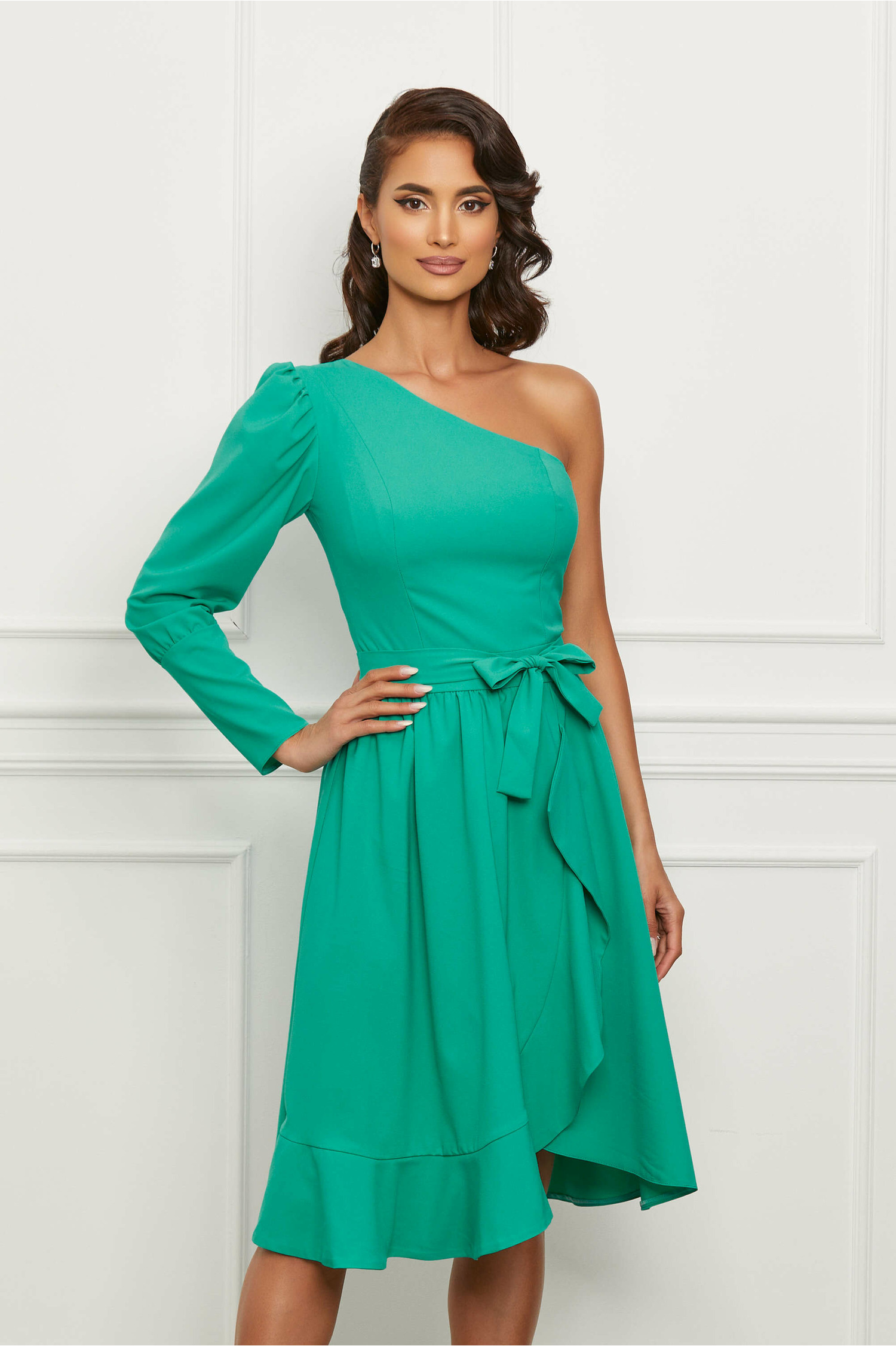 rochie-moze-turcoaz-cu-umarul-gol-si-volan-pe-fusta-1156313-933242-4