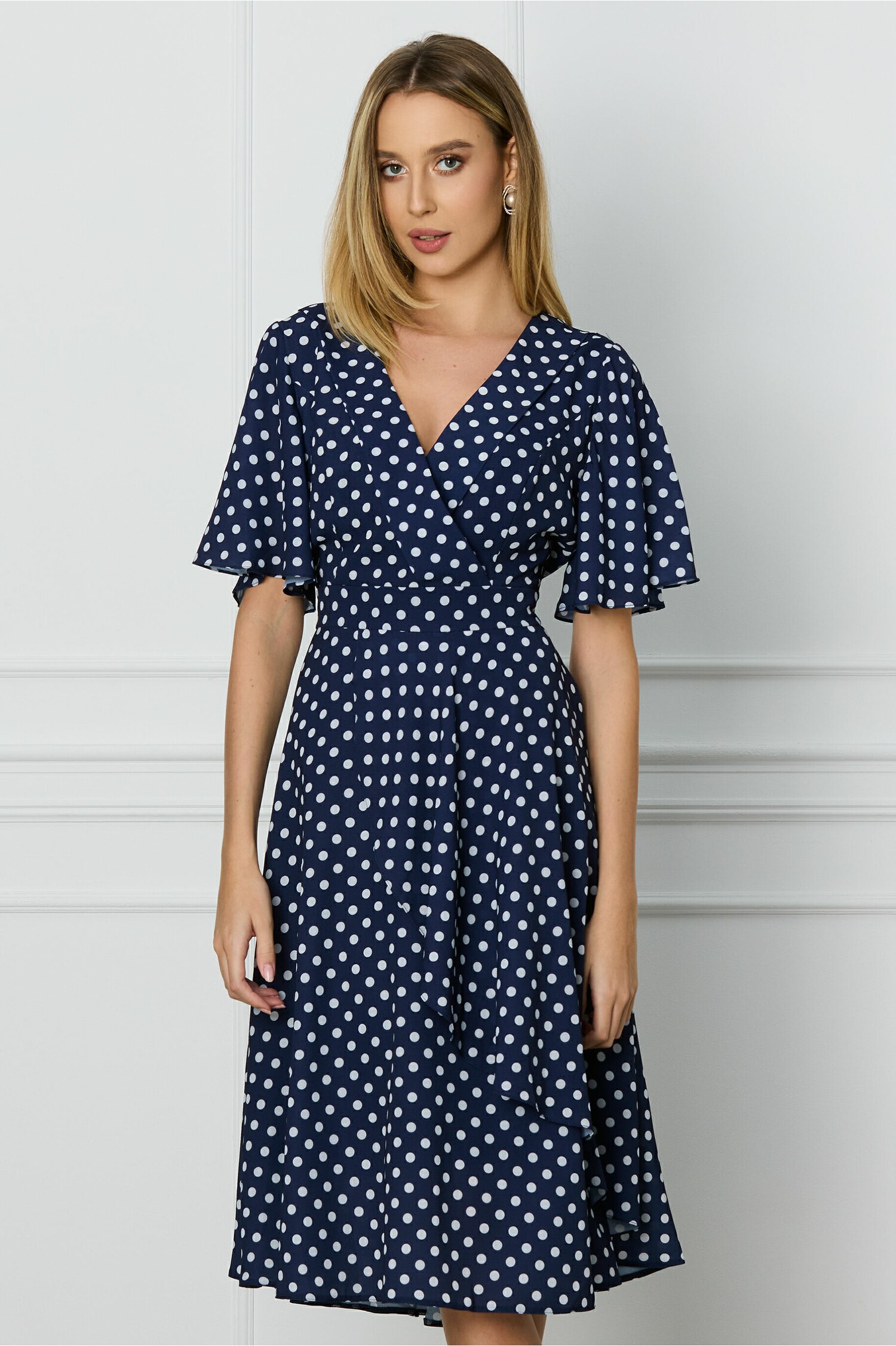rochie-sorina-bleumarin-cu-buline-albe-si-volan-pe-fusta-1311917-1062782-4