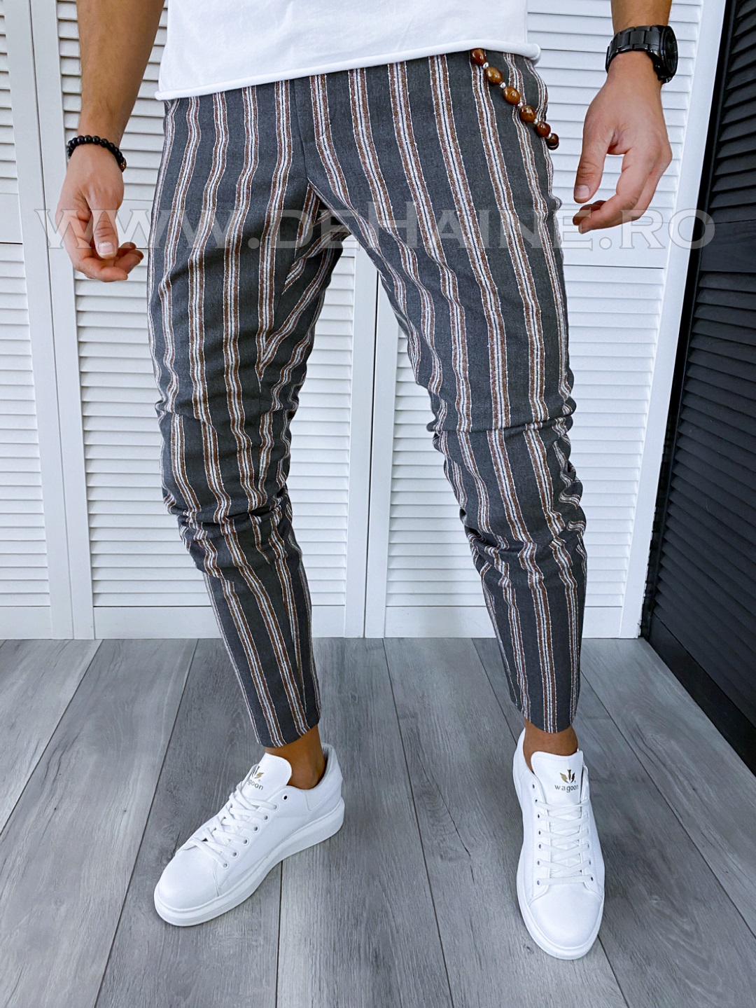 B1547-pantaloni-barbati-online-zara-Mansfield-gri-d