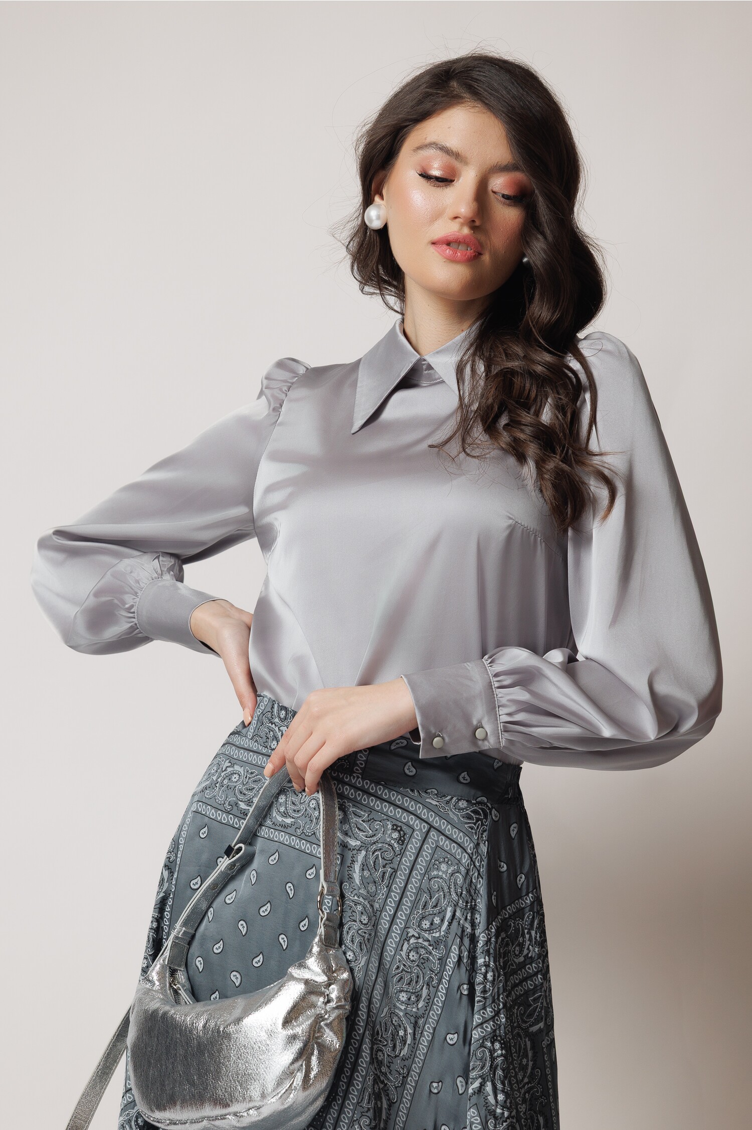 camasa-dy-fashion-eleganta-din-satin-gri-1364066-1103657-4