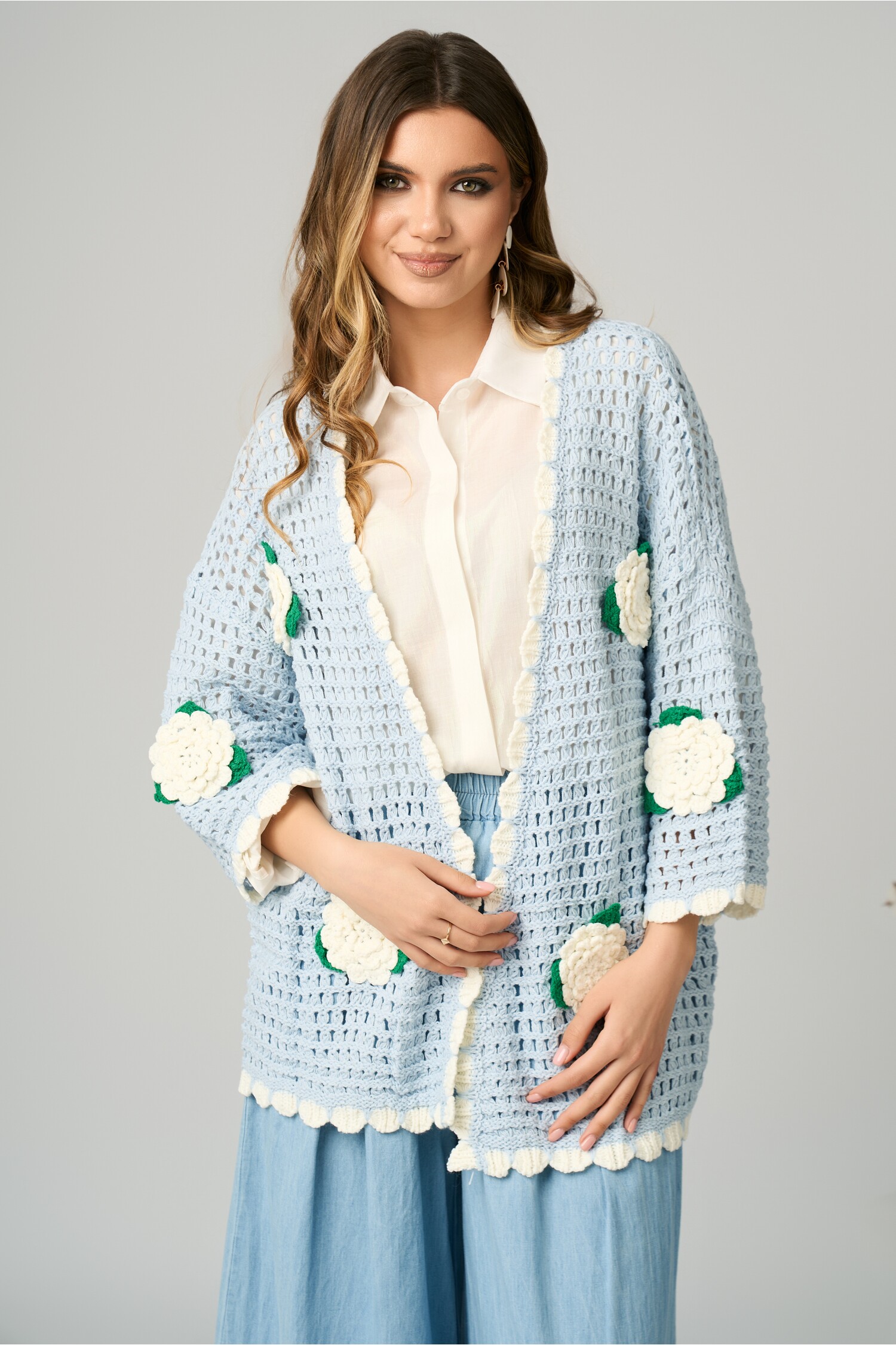 cardigan-casual-din-tricot-bleu-cu-flori-albe-3d-1355657-1097897-4