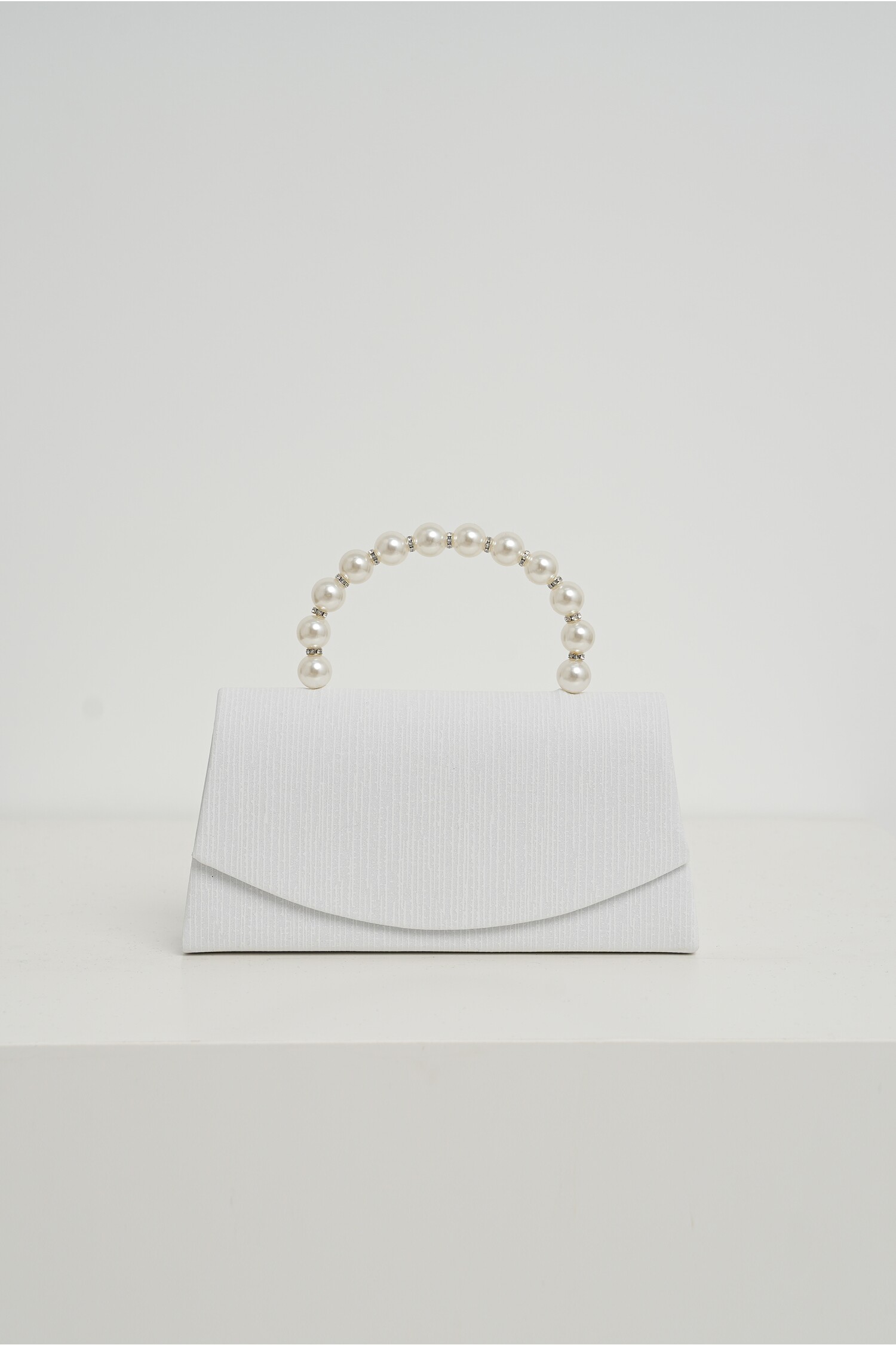 clutch-elegant-alb-cu-glitter-si-maner-din-perle-1355408-1096904-4