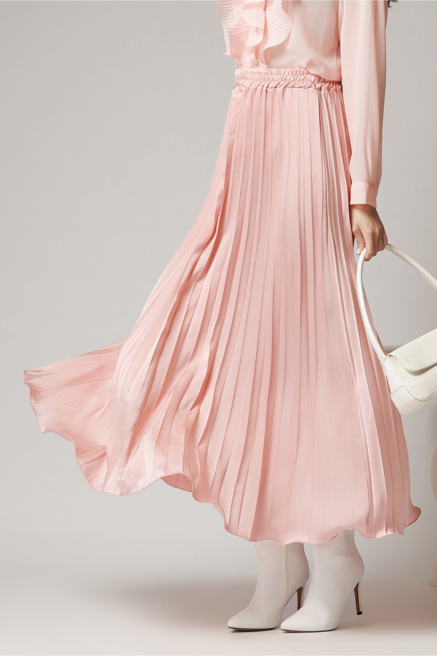 fusta-midi-din-satin-roz-cu-pliuri-1352636-1096436-4
