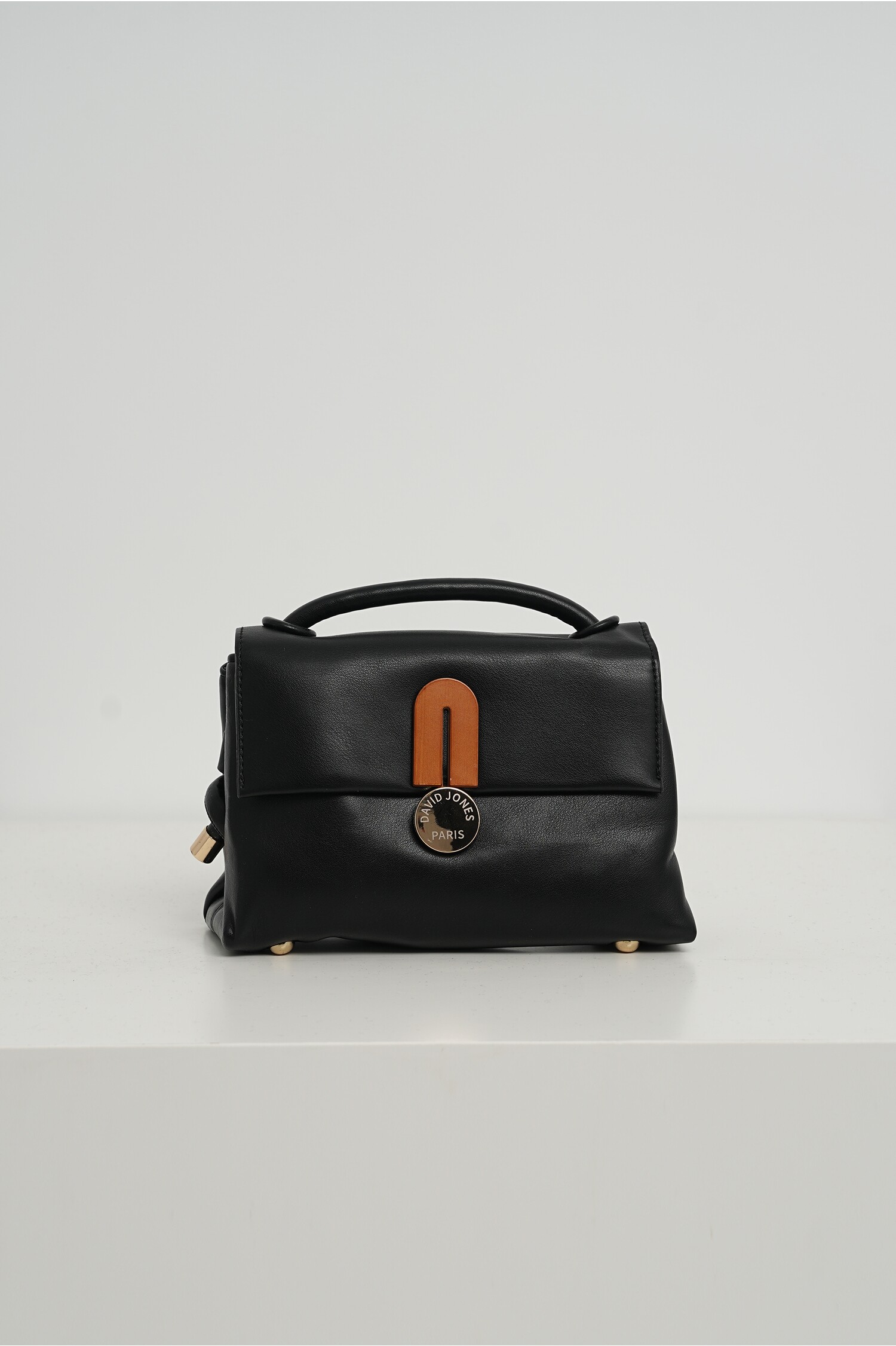geanta-office-din-piele-ecologica-neagra-cu-aplicatie-si-incidere-metalica-1355132-1096823-4