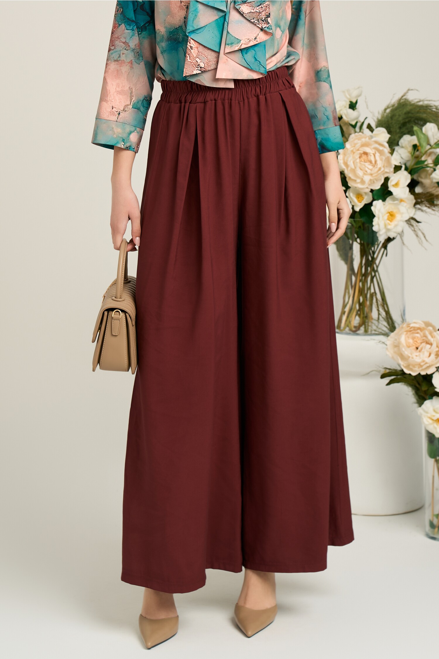 pantaloni-casual-din-viscoza-bordo-evazati-1364312-1102487-4