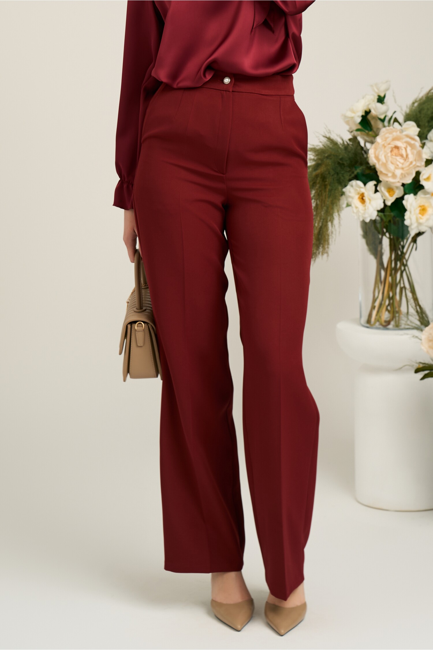 pantaloni-moze-office-din-stofa-bordo-cu-croi-lejer-1365263-1102016-4