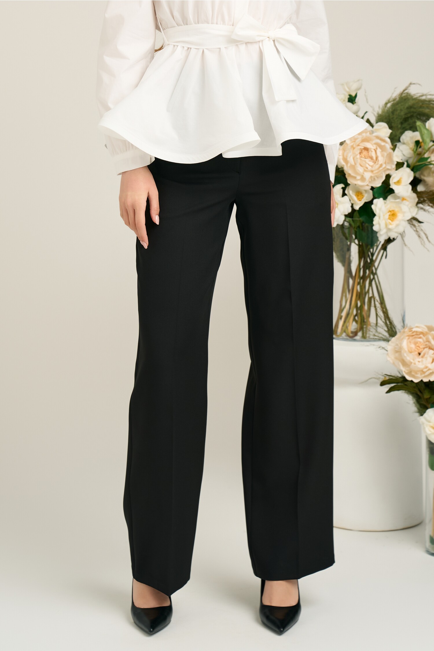 pantaloni-moze-office-din-stofa-negri-cu-croi-lejer-1365146-1101977-4