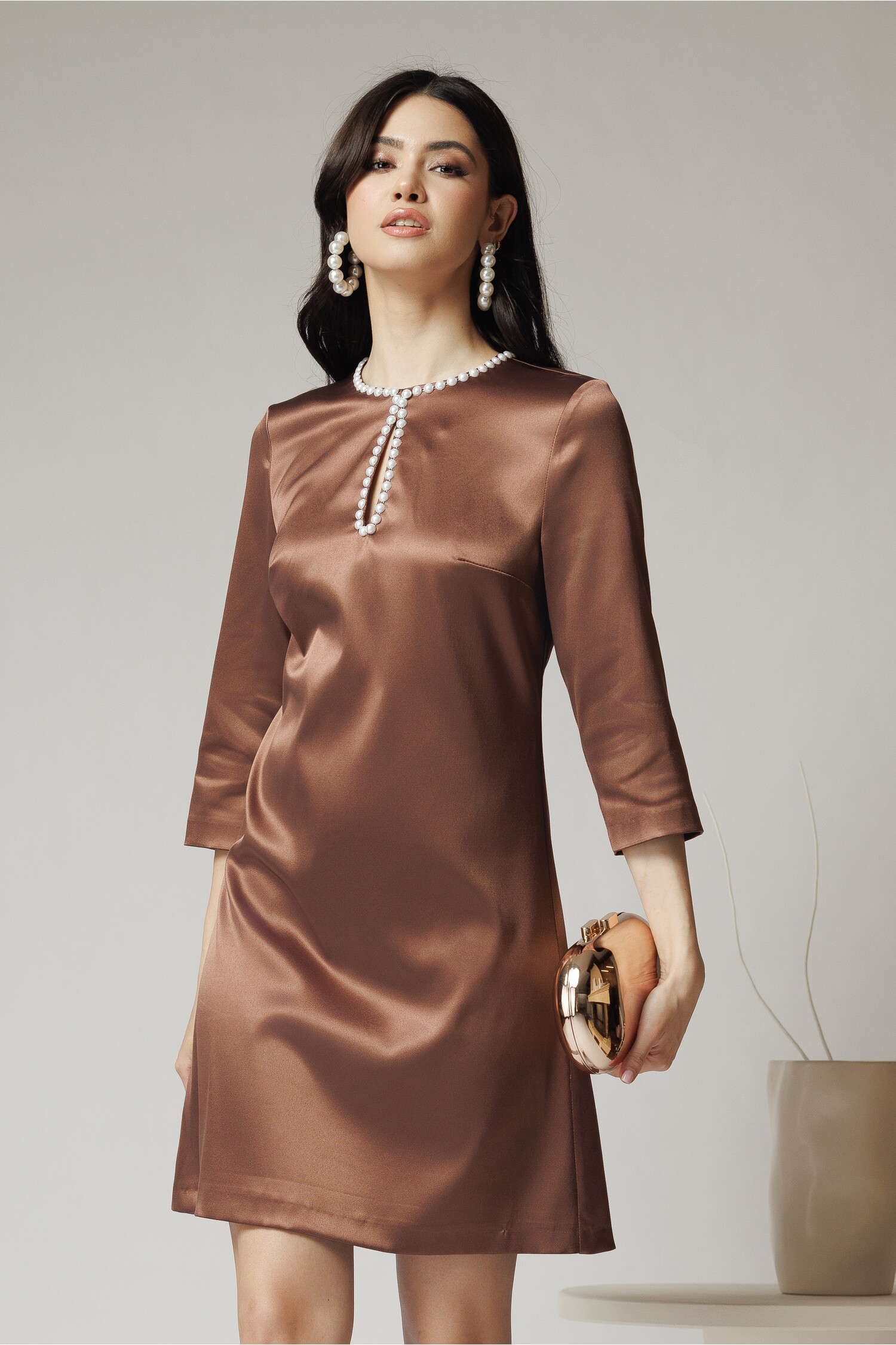 rochie-dy-fashion-eleganta-din-satin-maro-cu-perle-la-bust-1354046-1096478-4