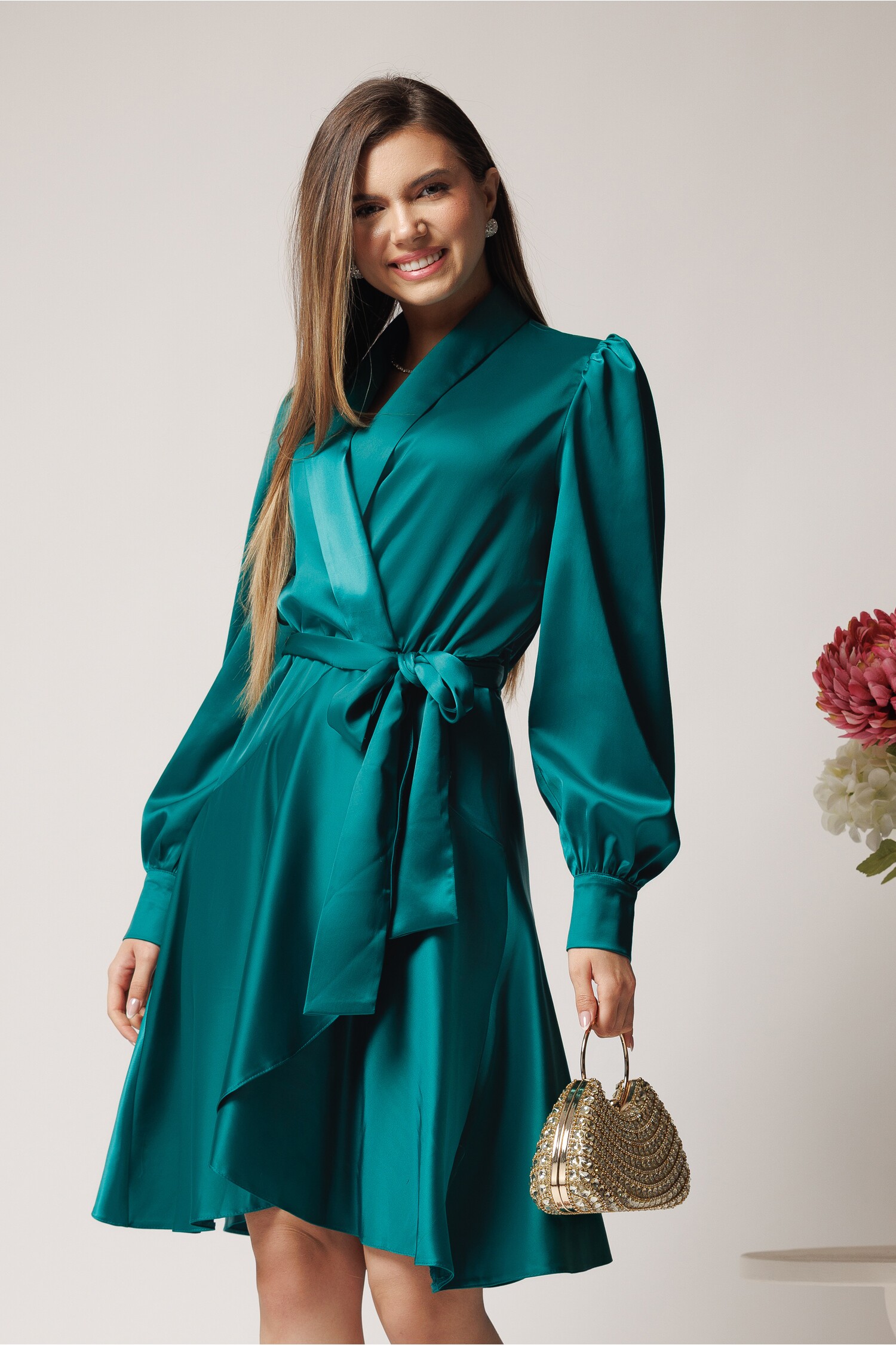 rochie-dy-fashion-eleganta-din-satin-verde-cu-croi-petrecut-si-cordon-in-talie-1368437-1106648-4