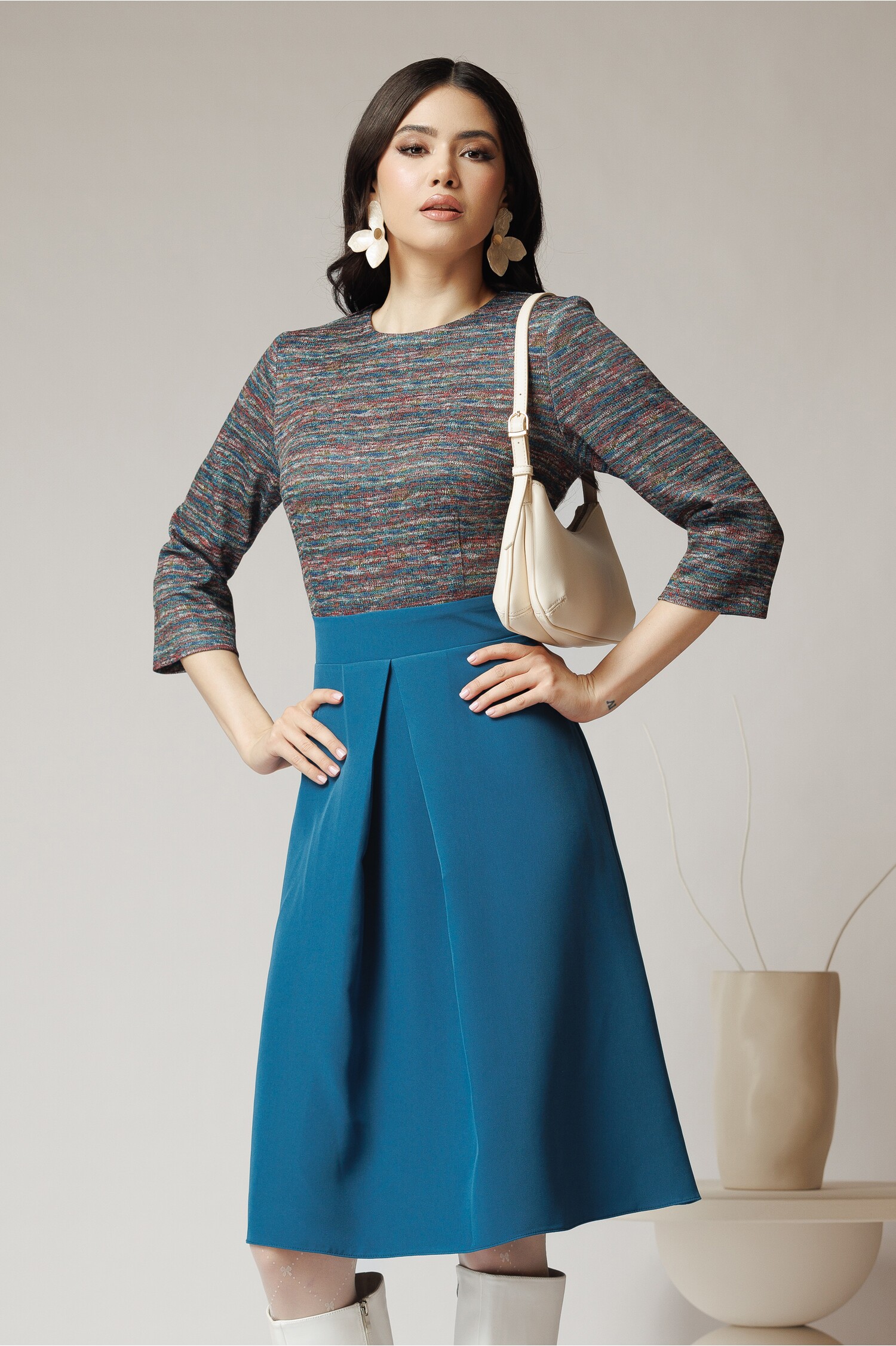 rochie-dy-fashion-office-cu-fusta-din-stofa-turcoaz-si-bust-din-jerse-cu-imprimeu-1353950-1096496-4