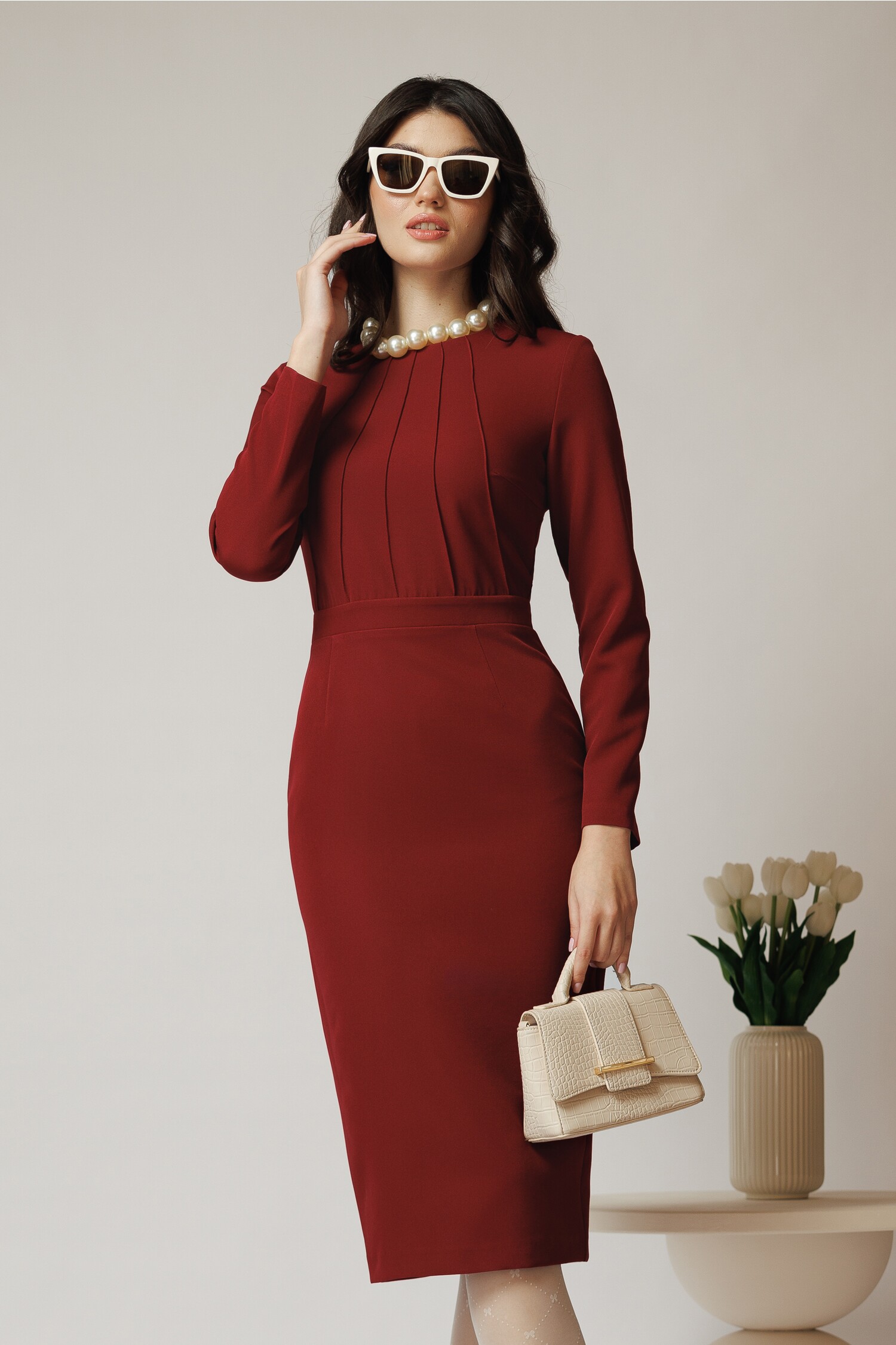 rochie-dy-fashion-office-din-stofa-bordo-cu-detalii-cusute-pe-bust-1356305-1098629-4