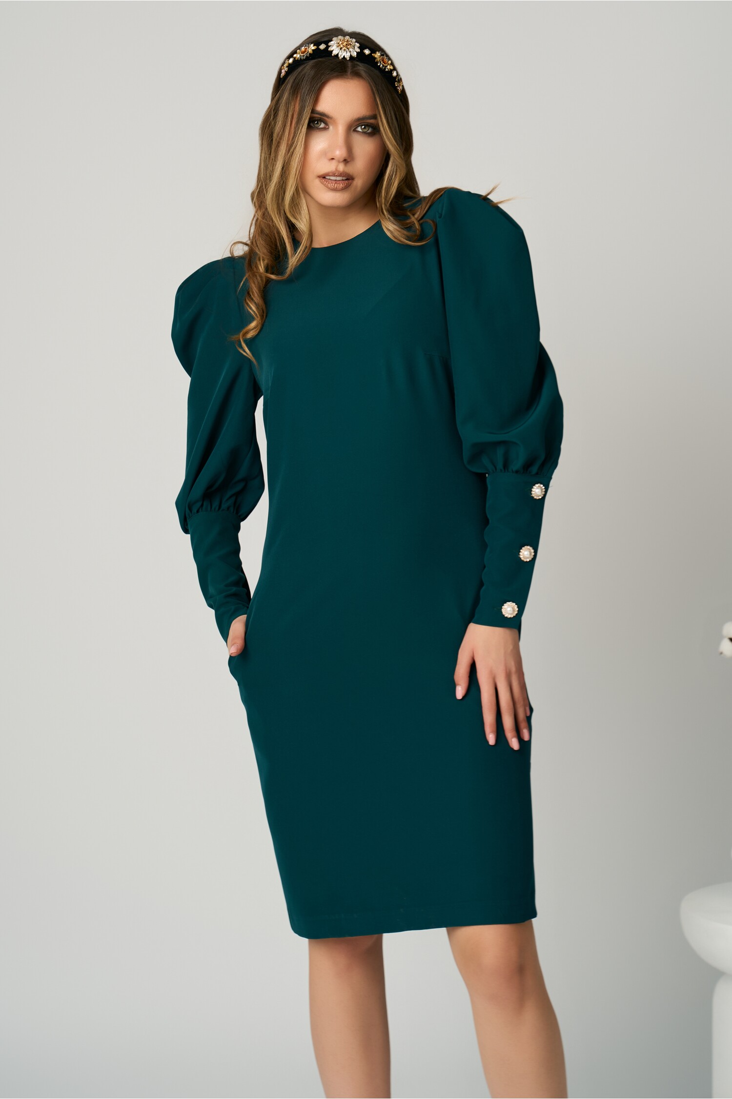 rochie-dy-fashion-office-din-stofa-verde-cu-nasturi-pe-maneci-1354658-1097264-4