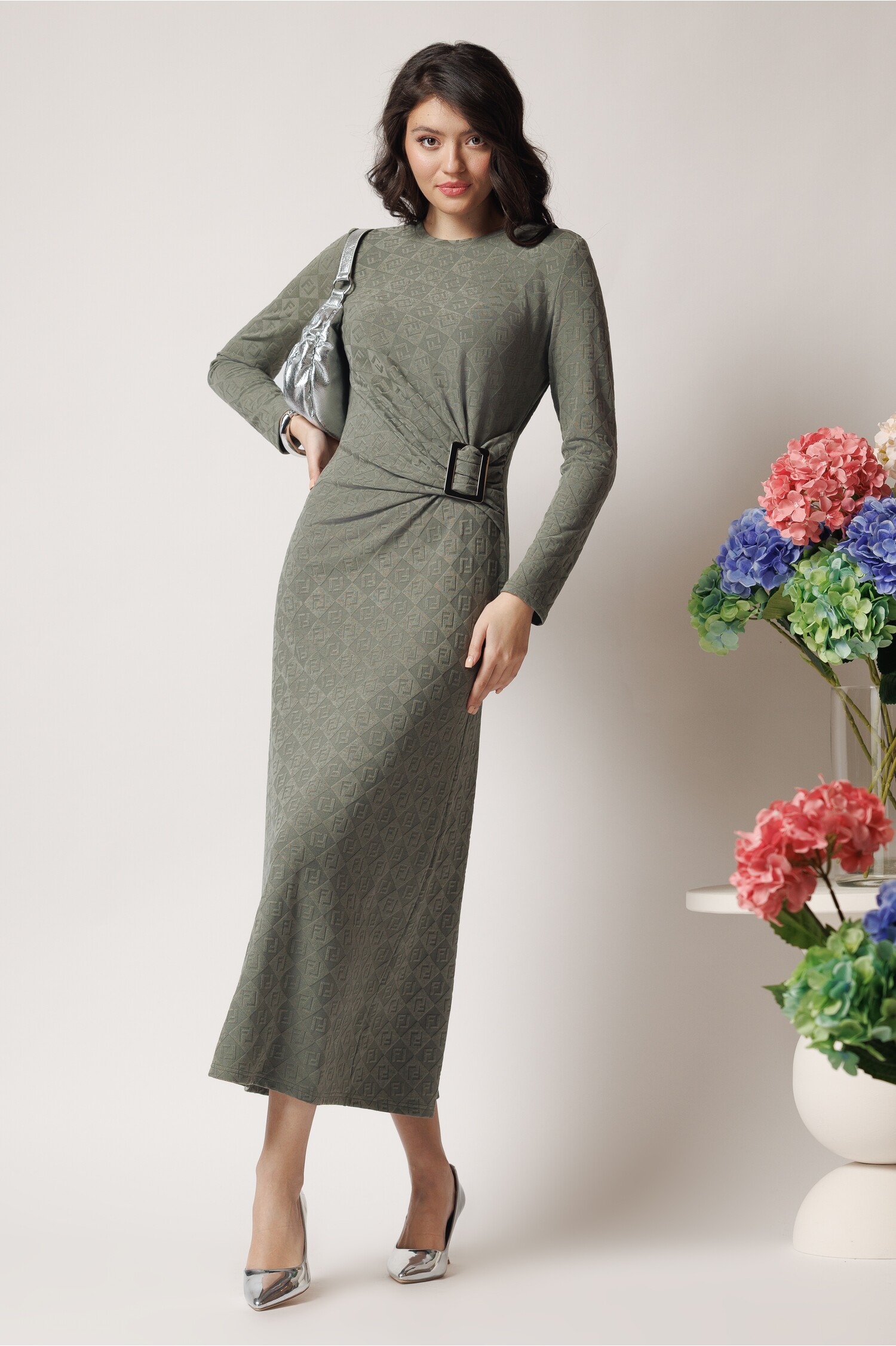 rochie-lunga-casual-din-jerse-kaki-cu-model-si-catarama-in-talie-1362494-1103855-4
