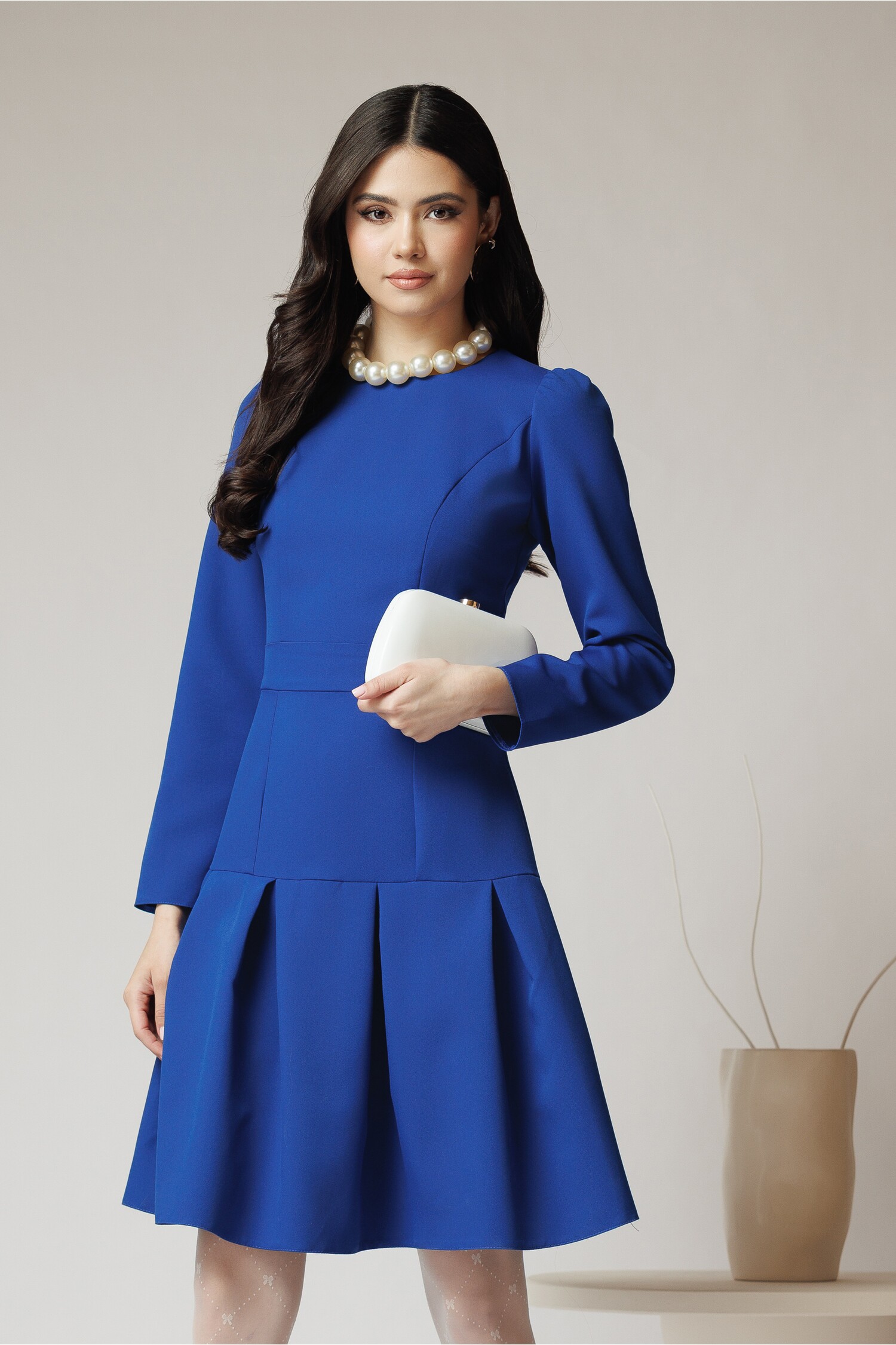 rochie-moze-office-din-stofa-albastra-cu-pliuri-pe-fusta-1355894-1096577-4