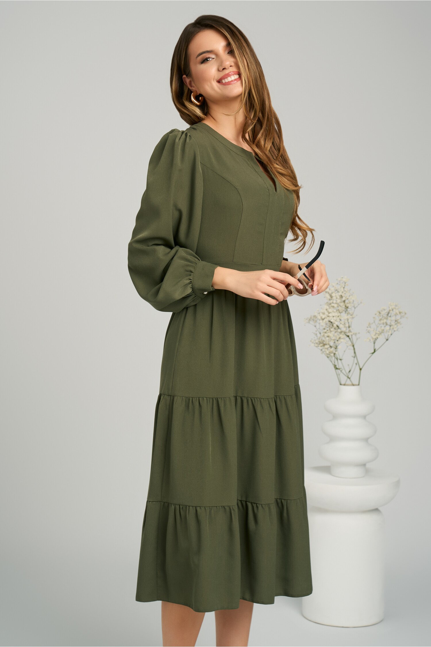 rochie-office-din-crep-kaki-cu-volan-la-baza-1357751-1100321-4