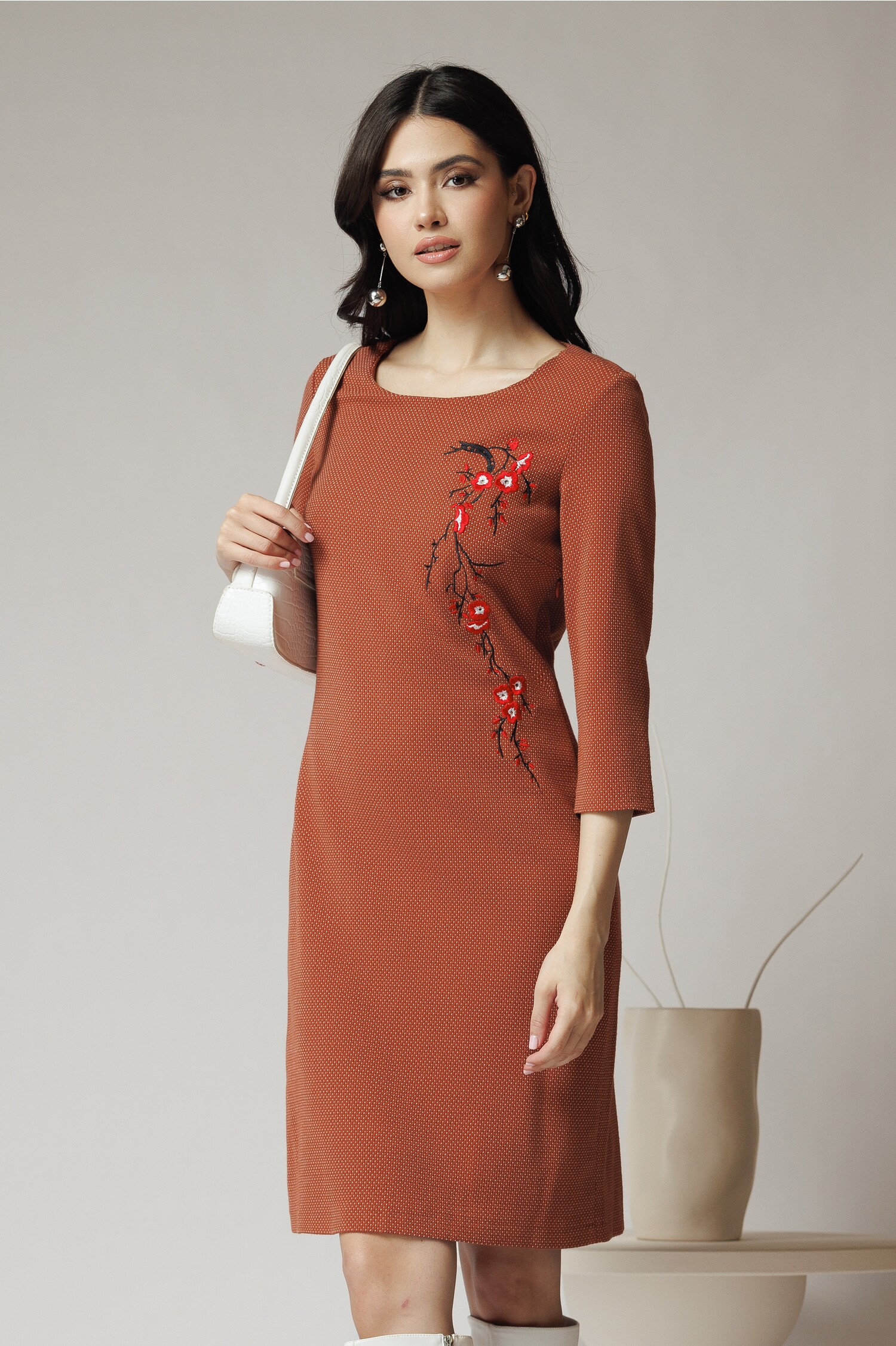 rochie-office-din-jerse-caramizie-cu-imprimeu-floral-rosu-1353242-1096598-4
