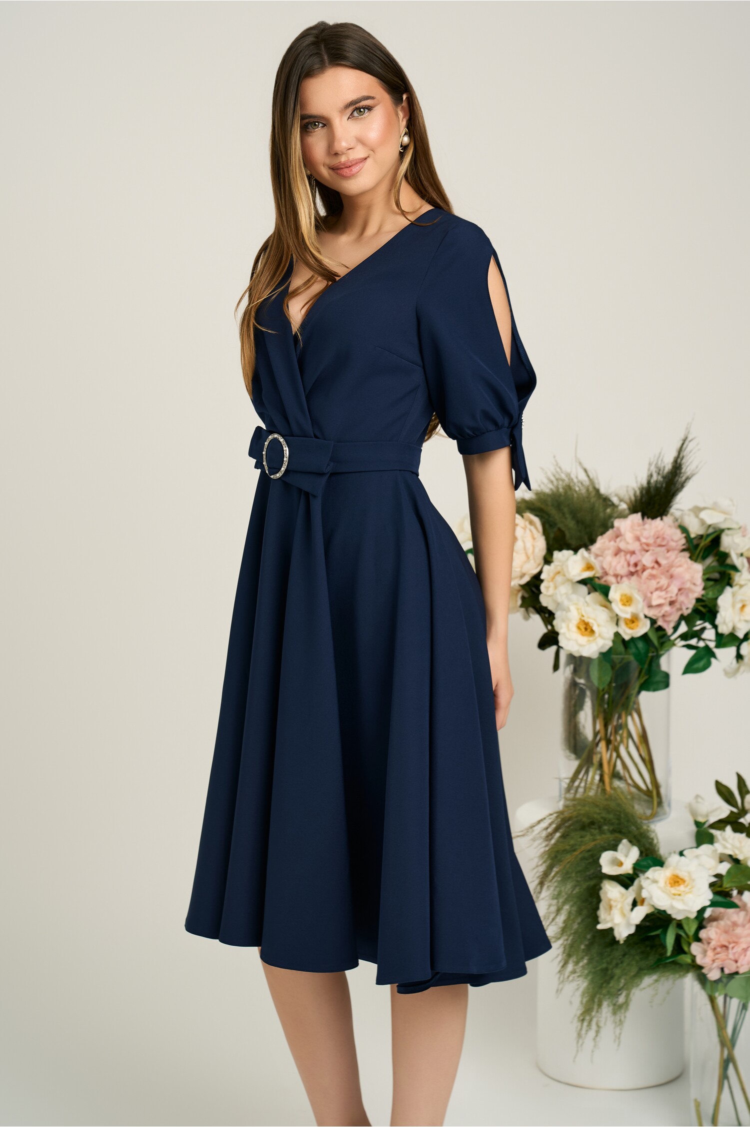 rochie-office-din-stofa-bleumarin-cu-funda-si-catarama-in-talie-1365800-1105478-4