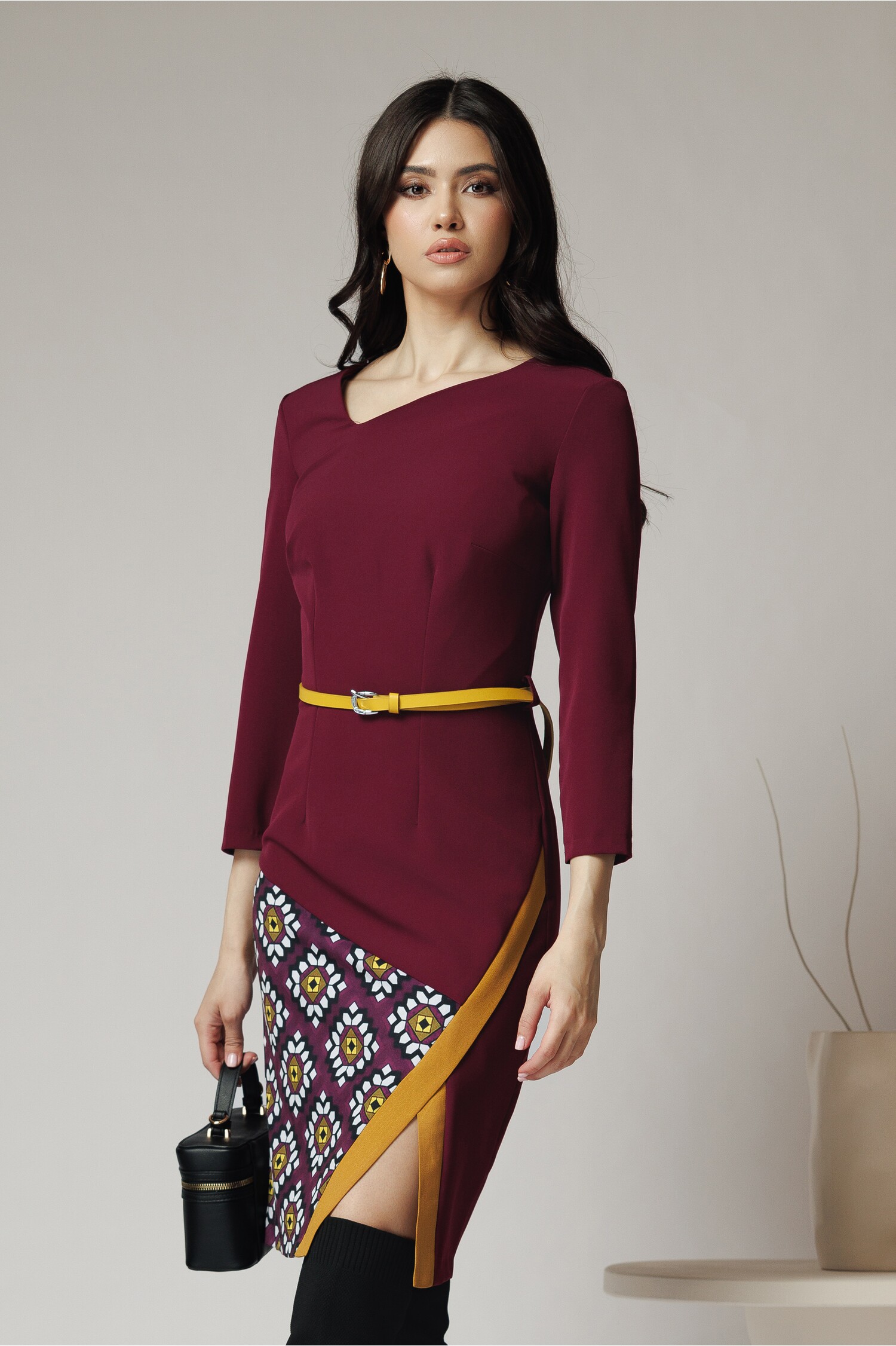 rochie-office-din-stofa-mov-cu-imprimeu-la-baza-si-curea-in-talie-1353458-1096604-4