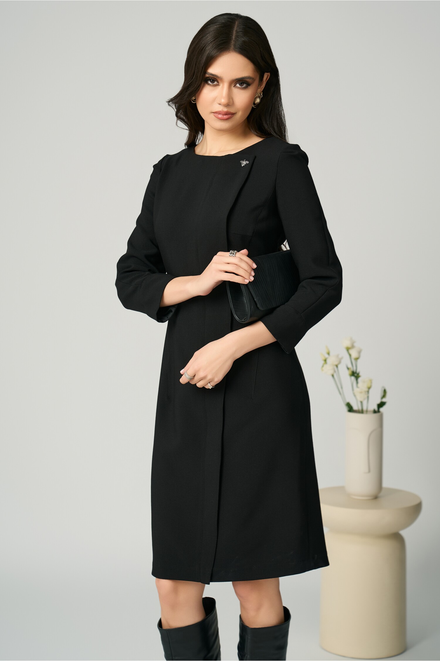 rochie-office-din-stofa-neagra-cu-accesoriu-discret-1349381-1092089-4