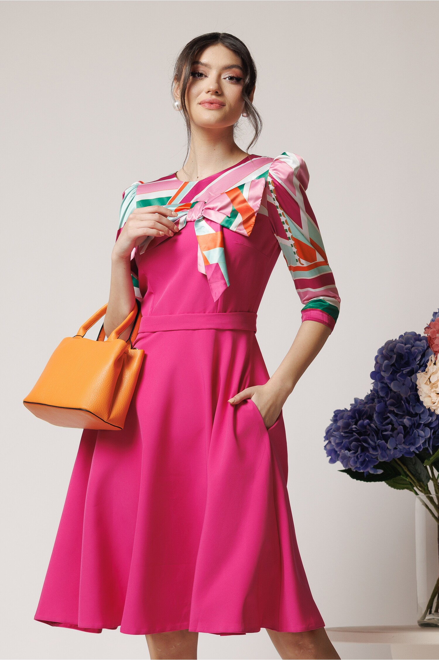 rochie-office-roz-cu-imprimeu-orange-si-funda-la-bust-1330124-1100957-4