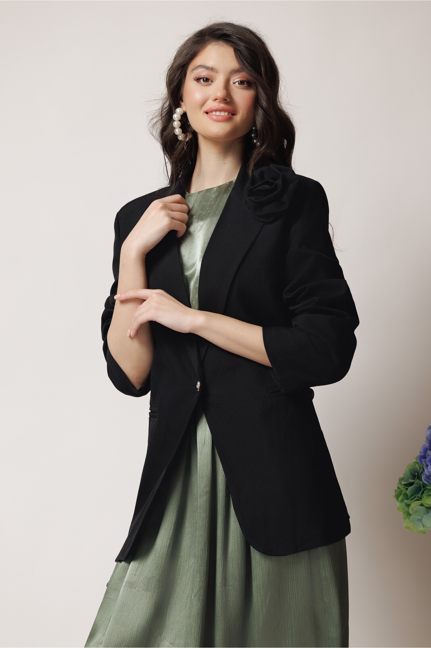 sacou-office-din-stofa-negru-cu-floare-maxi-pe-bust-1364597-1103639-4