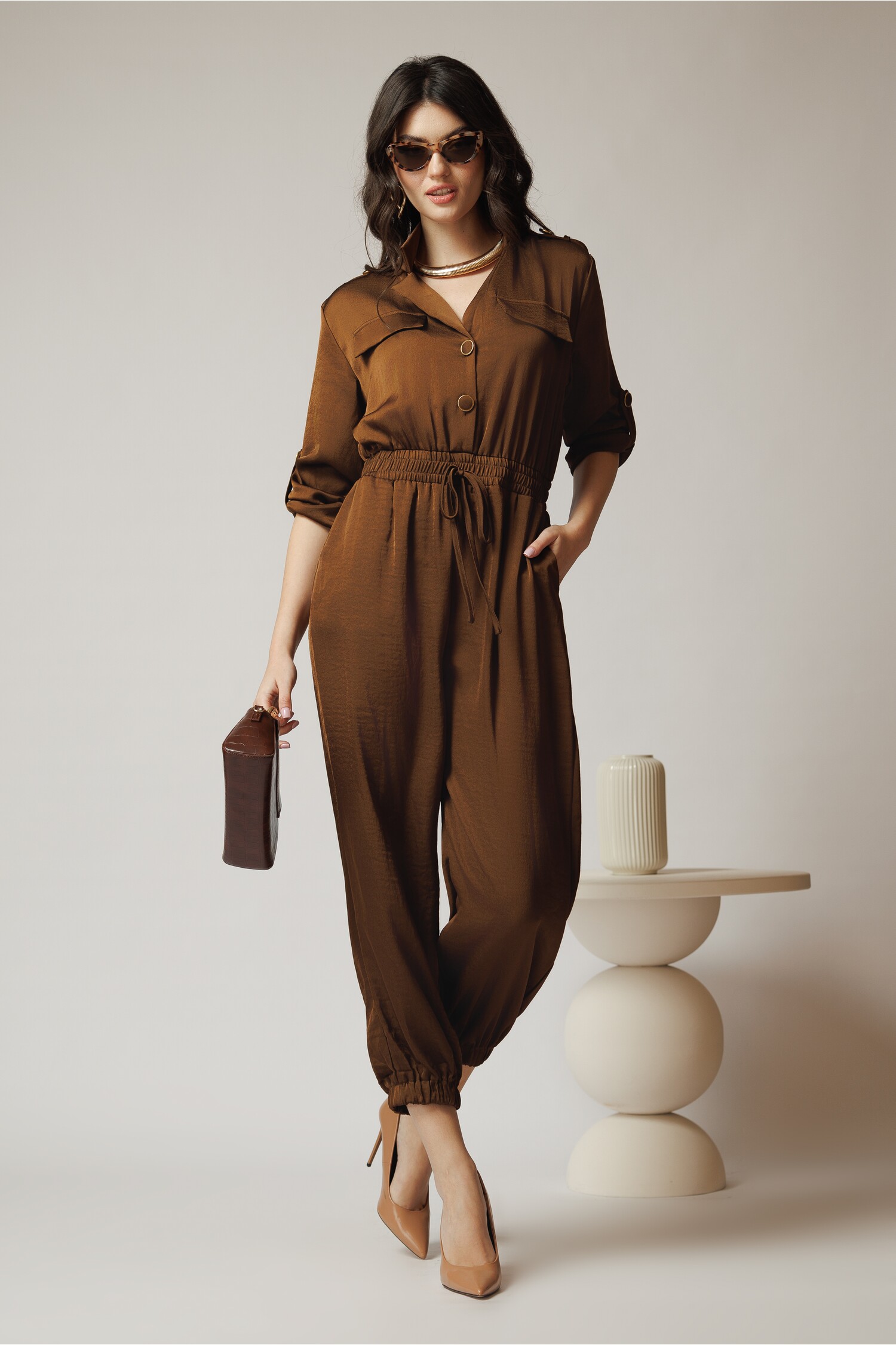 salopeta-casual-din-satin-maro-cu-nasturi-la-bust-1356779-1098872-4